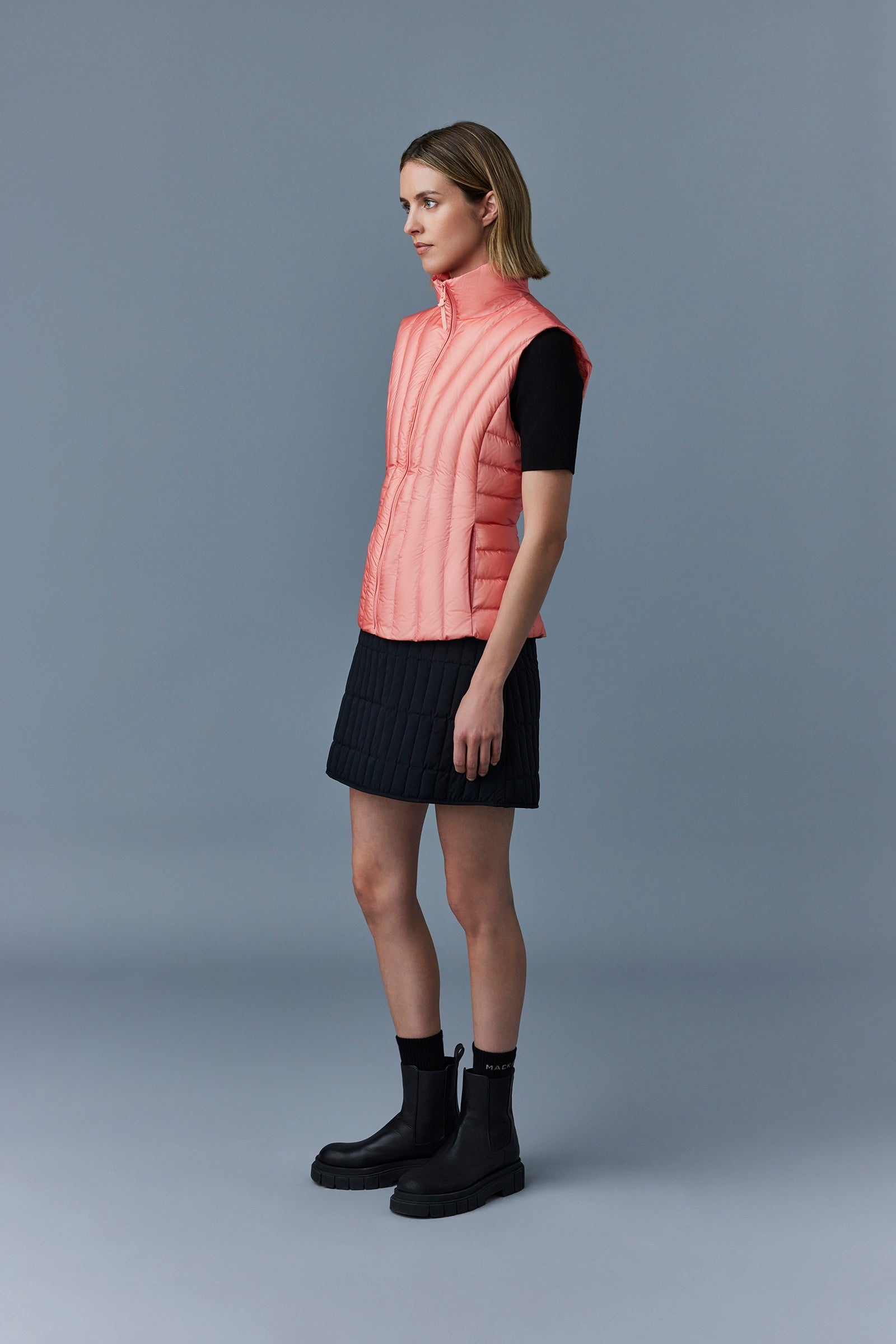 LILYAN light down vertical quilted Vest - 4