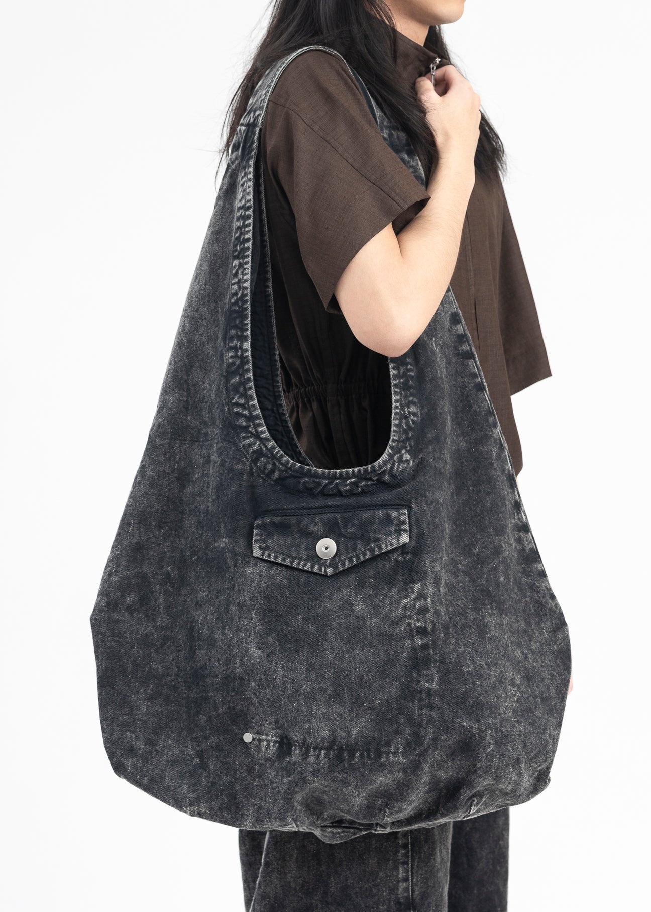 Omar Afridi GREY POWDER DISCHARGE DENIM BODY SHOULDER BAG