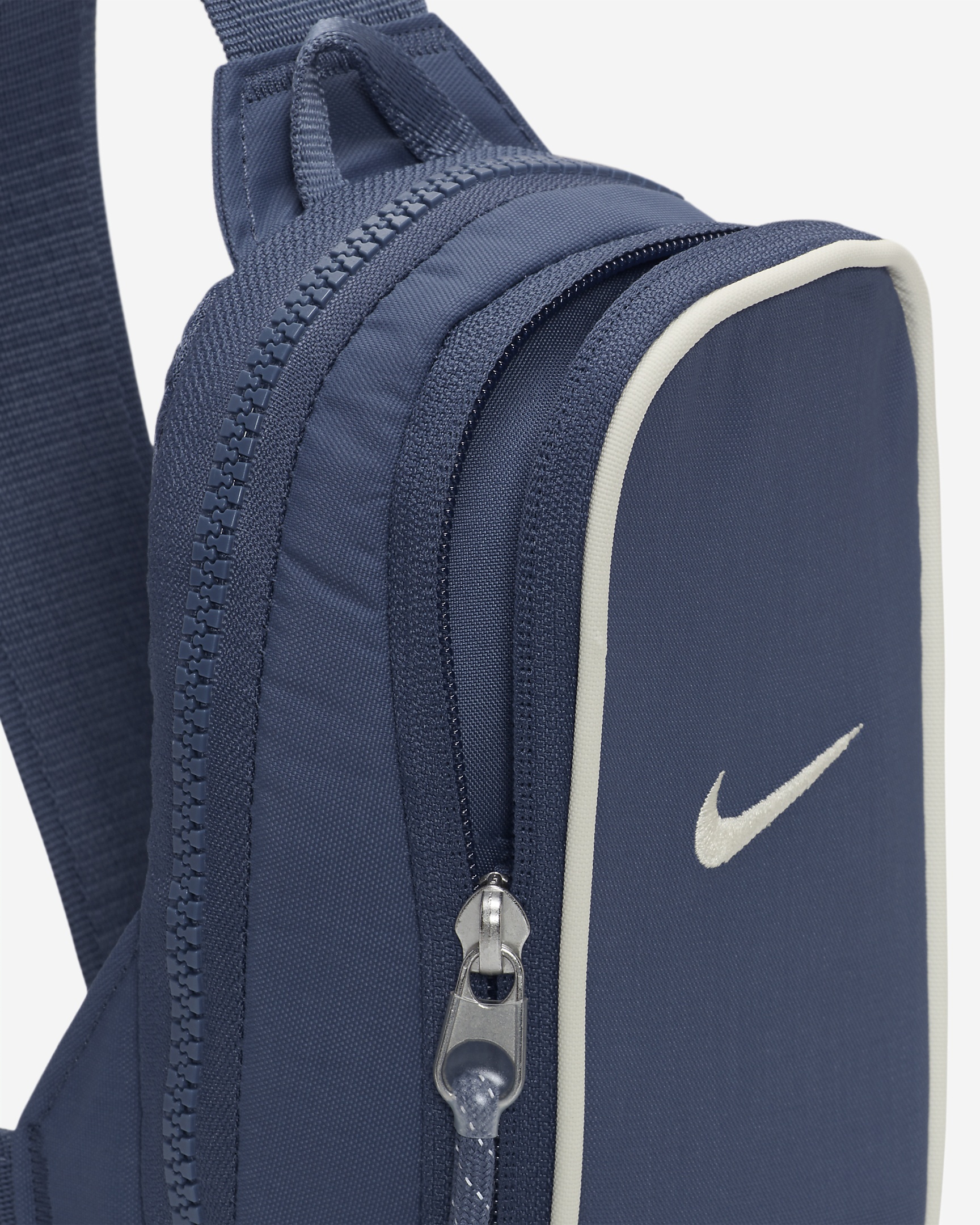 Nike Sportswear Essentials Crossbody Bag (1L) - 6
