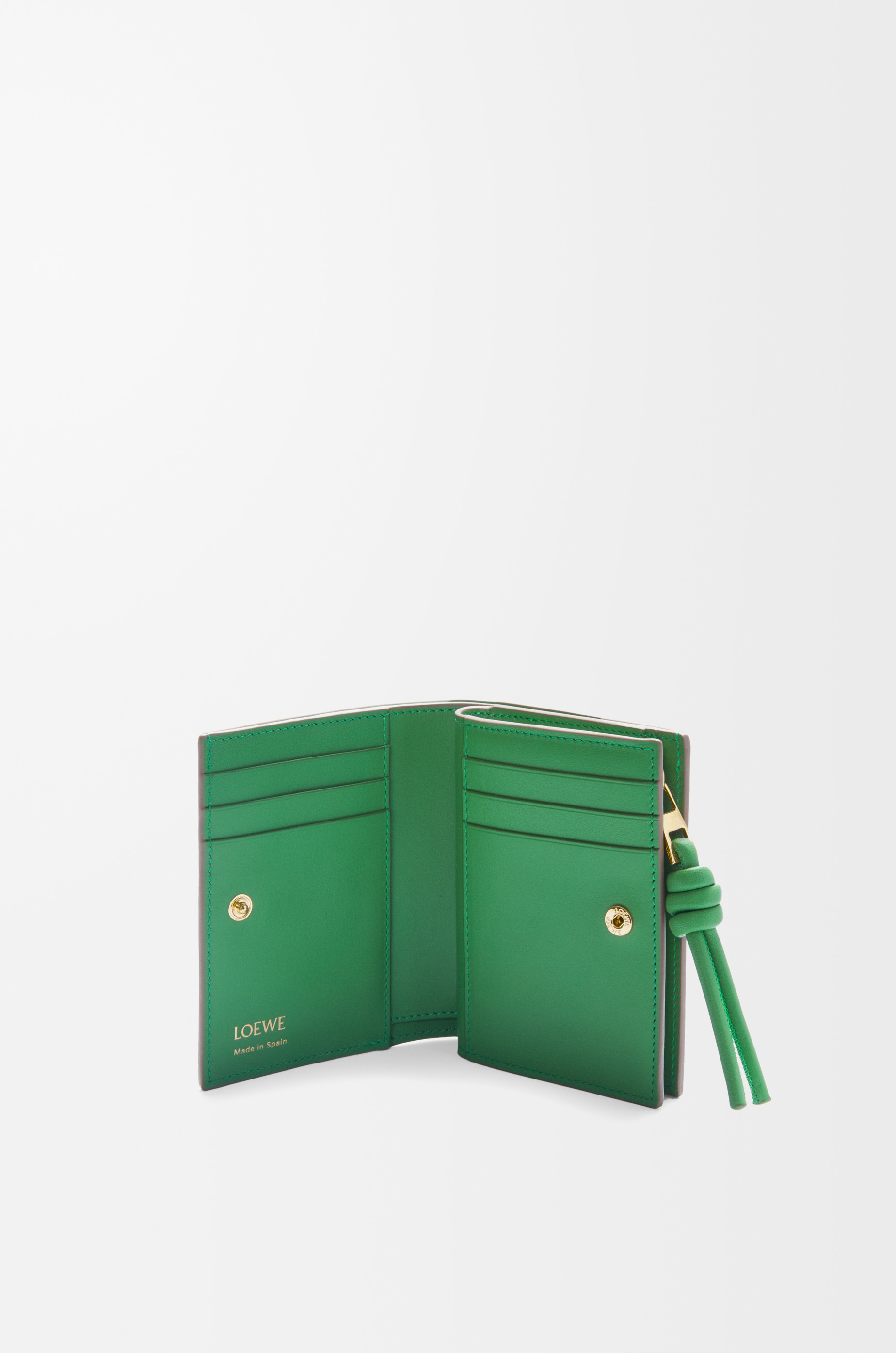 Knot compact wallet in shiny nappa calfskin - 2