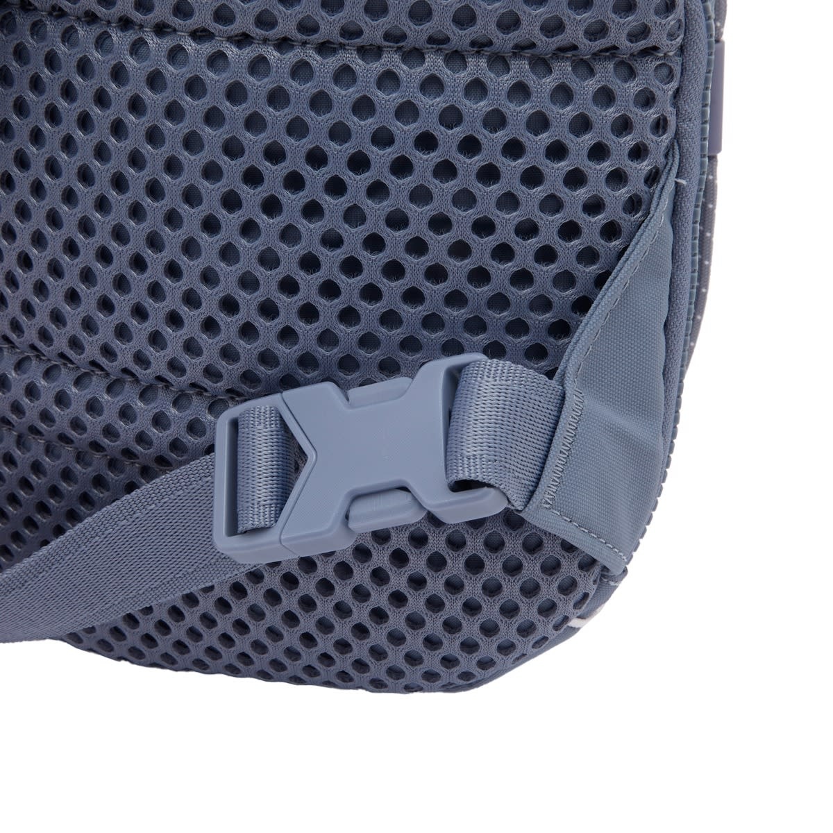 Nike Sportswear Essentials Sling Bag (8L) - 6