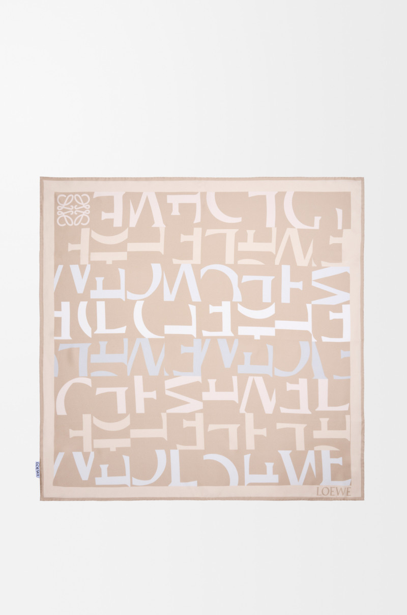 Scarf in silk 1