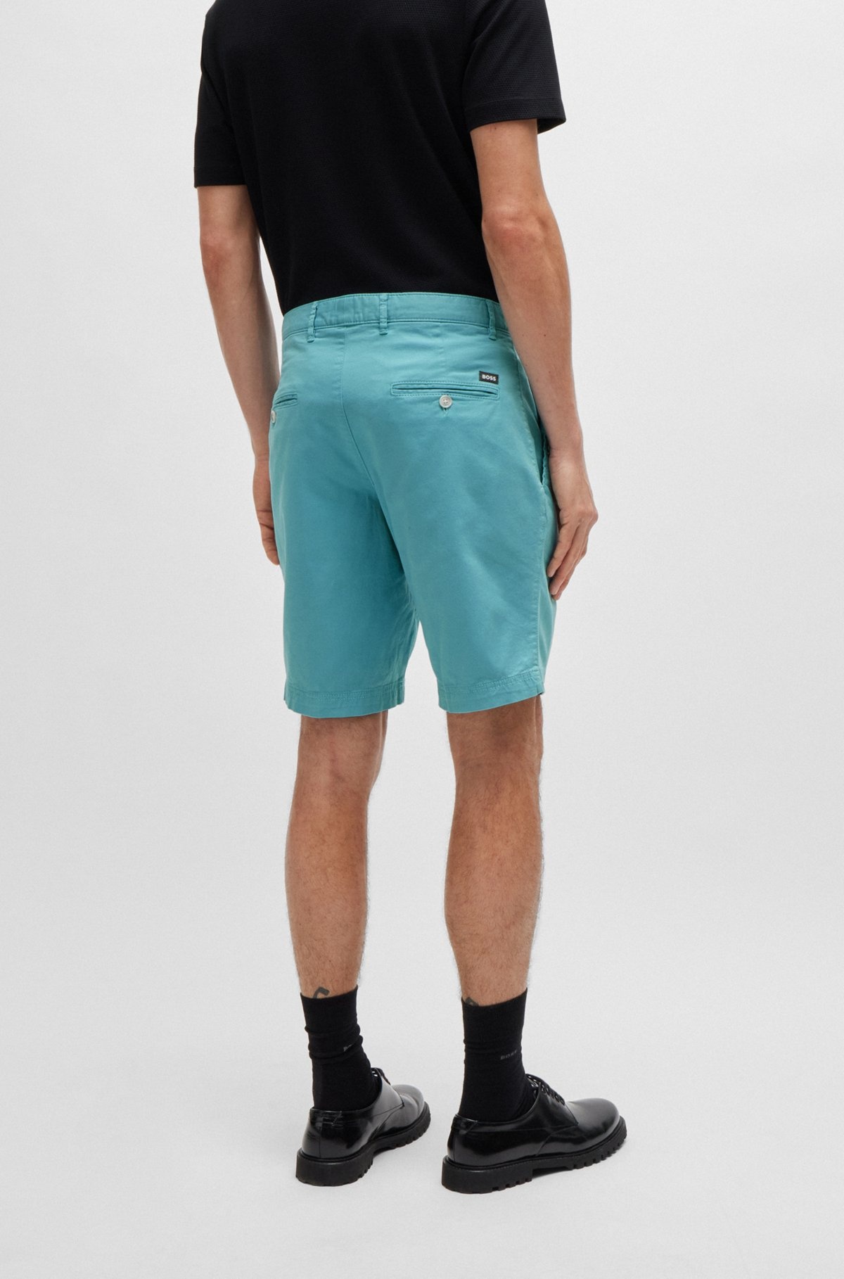 SLIM-FIT SHORTS IN STRETCH-COTTON TWILL - 4