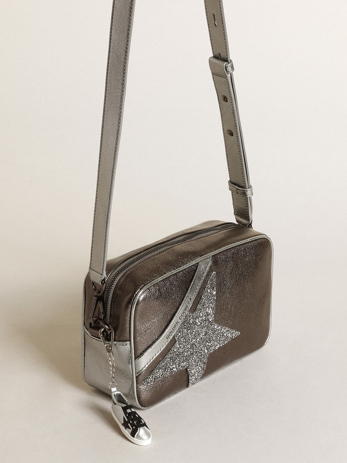 Star Bag in silver and anthracite-gray laminated leather with Swarovski crystal star - 2