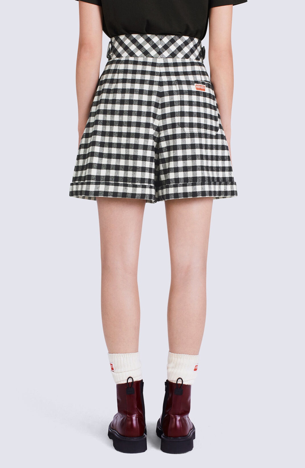 Gingham high-waisted shorts - 7