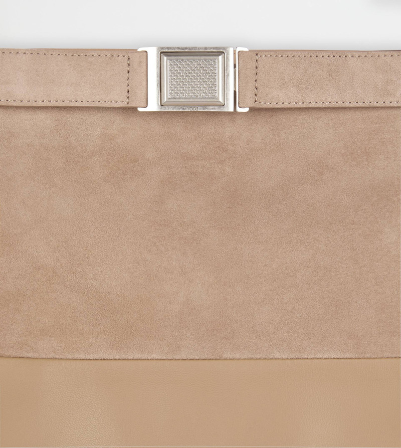 MINISKIRT IN LEATHER - BEIGE 7