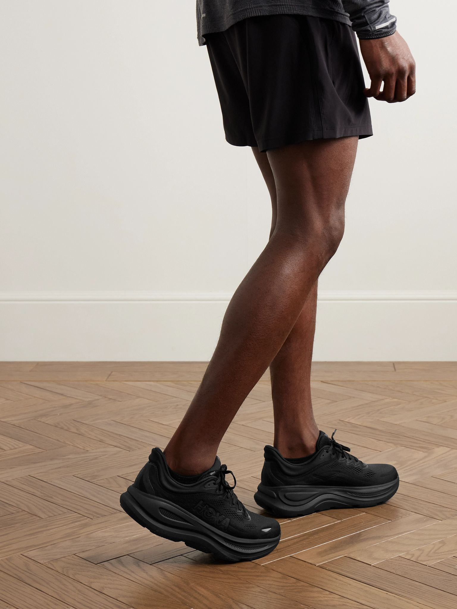 Bondi 9 Rubber-Trimmed Mesh Running Sneakers Black - 2