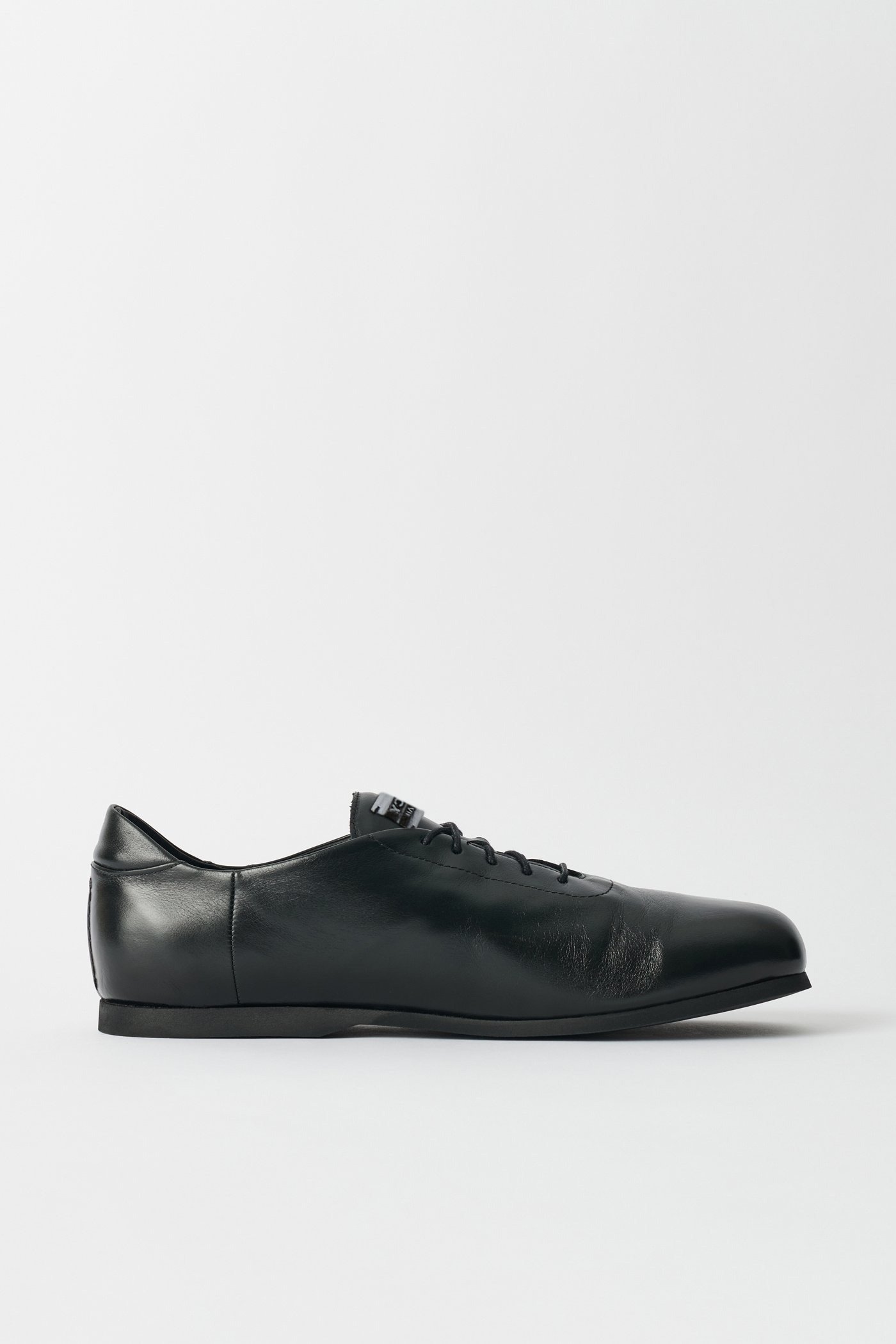 Sneak In Sombre Satin Bovine - 4