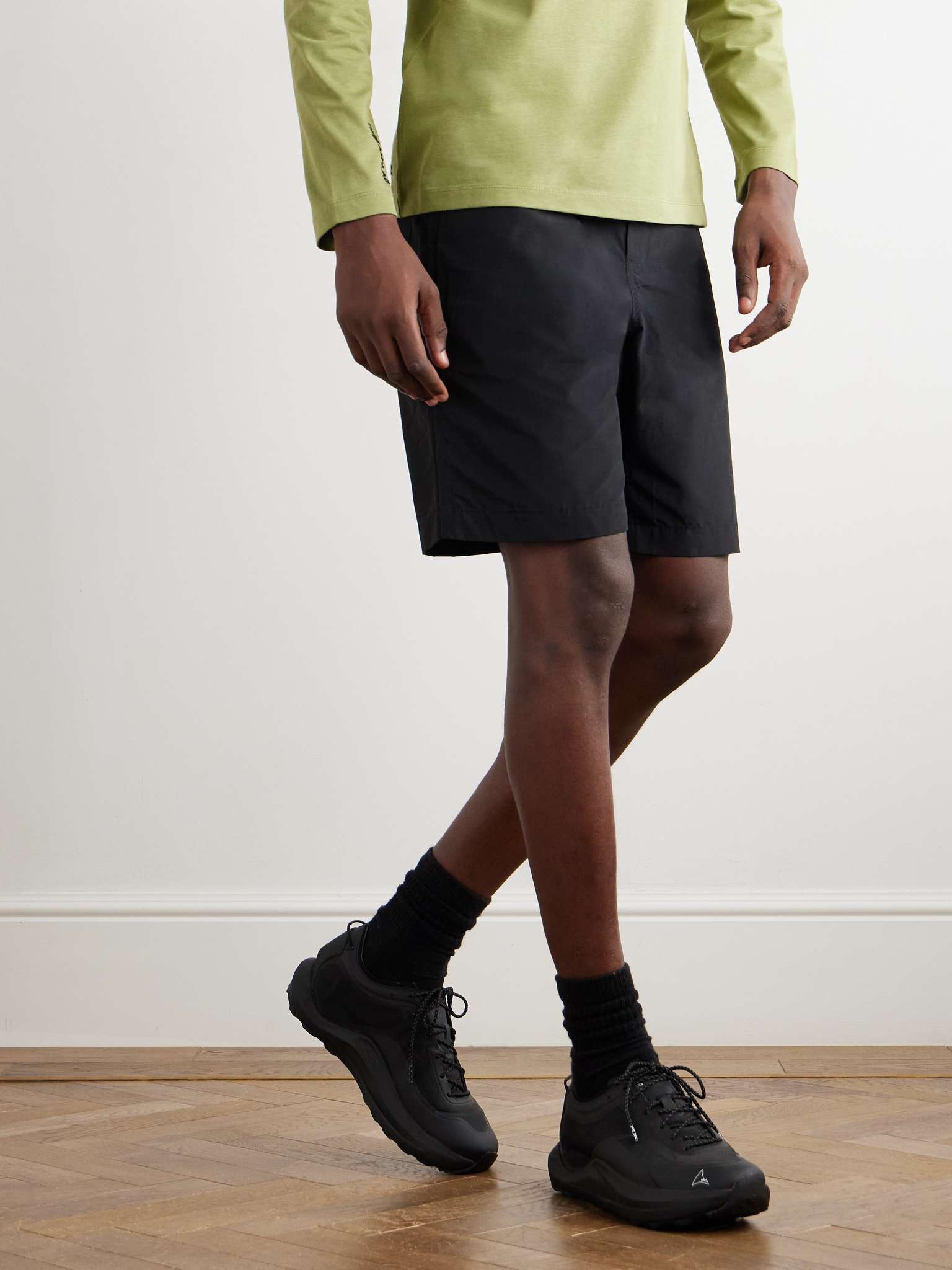 ROA Sella Leather and Mesh Sneakers | REVERSIBLE