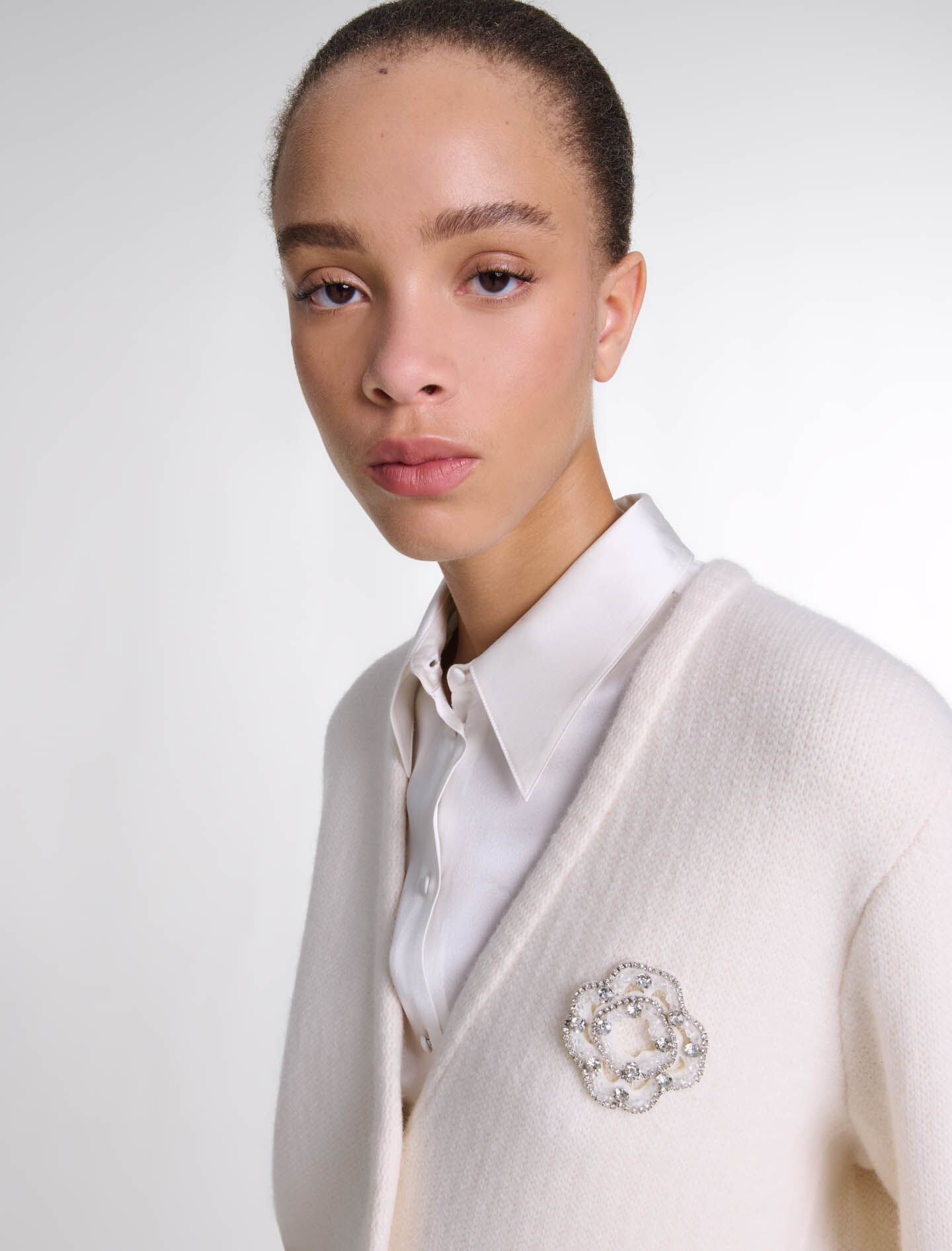 Knit cardie with rhinestone Clover - 6