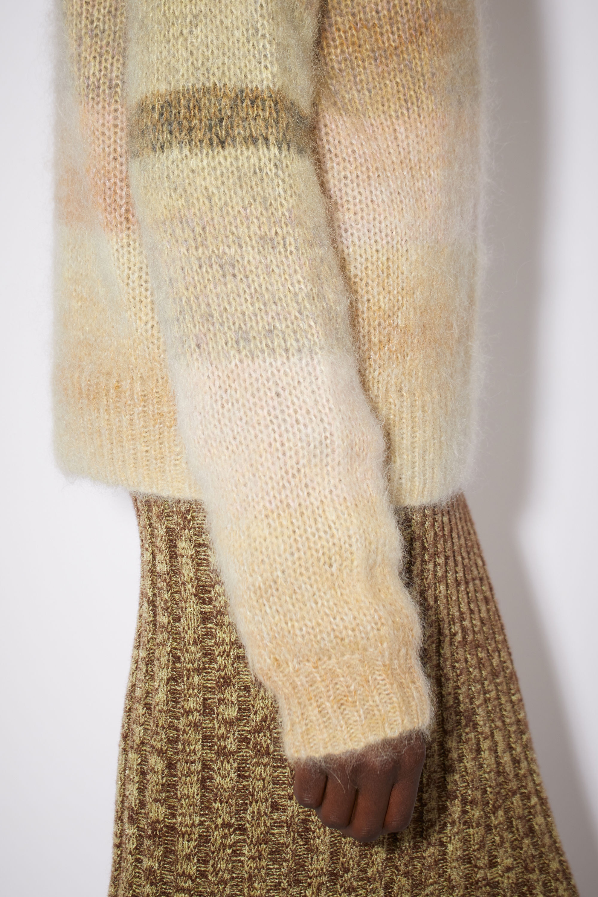 Crew neck jumper - Warm beige/multi - 4