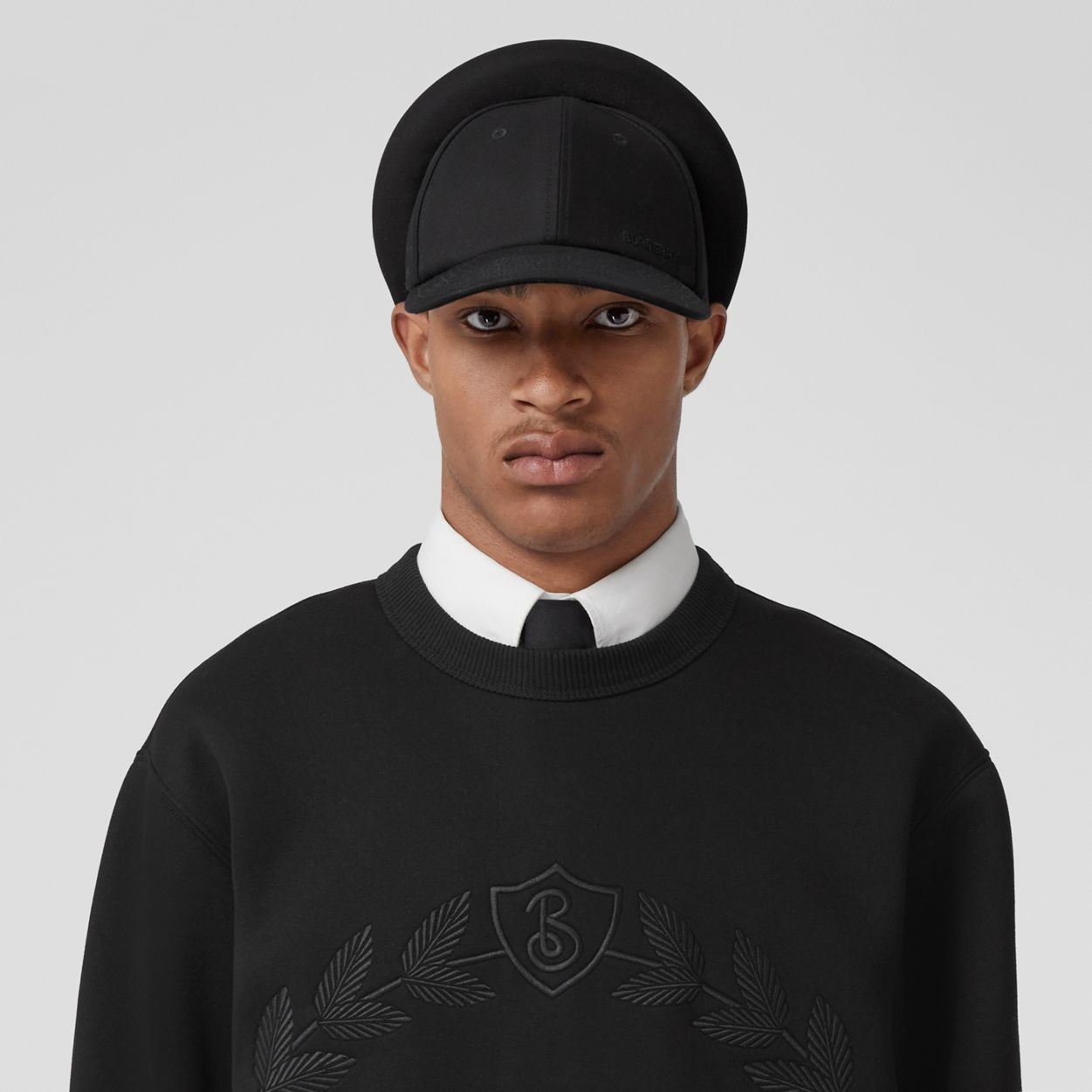 Embroidered Oak Leaf Crest Cotton Sweatshirt - 3