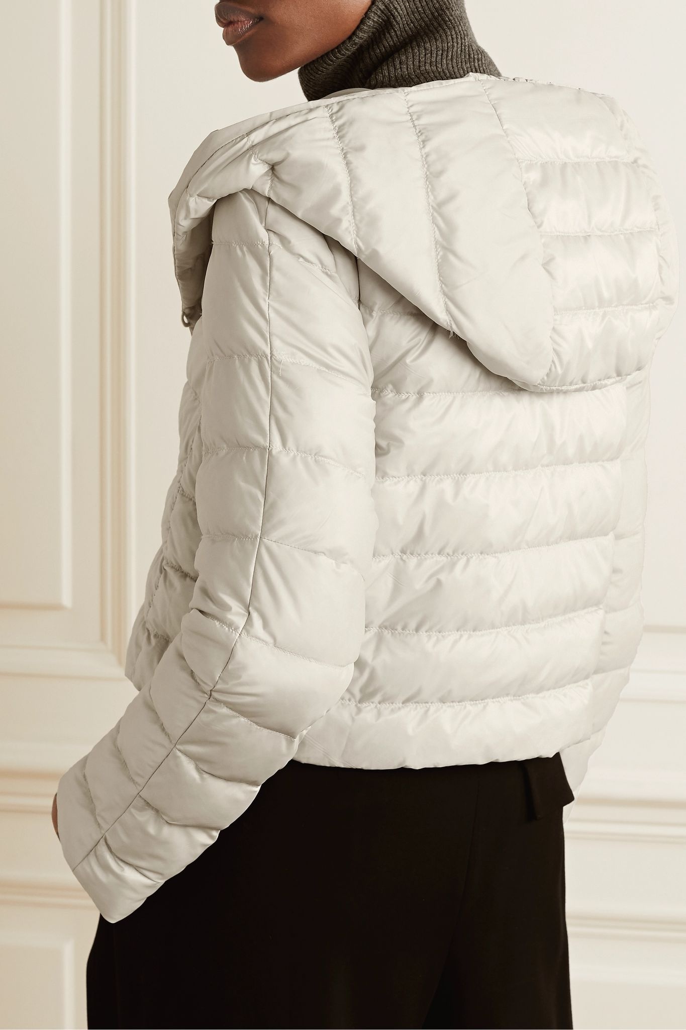 The Cube cropped hooded quilted shell down jacket - 4