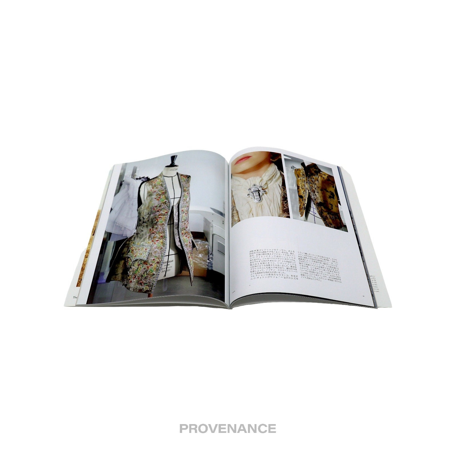 Louis Vuitton - The Book #8 - 8