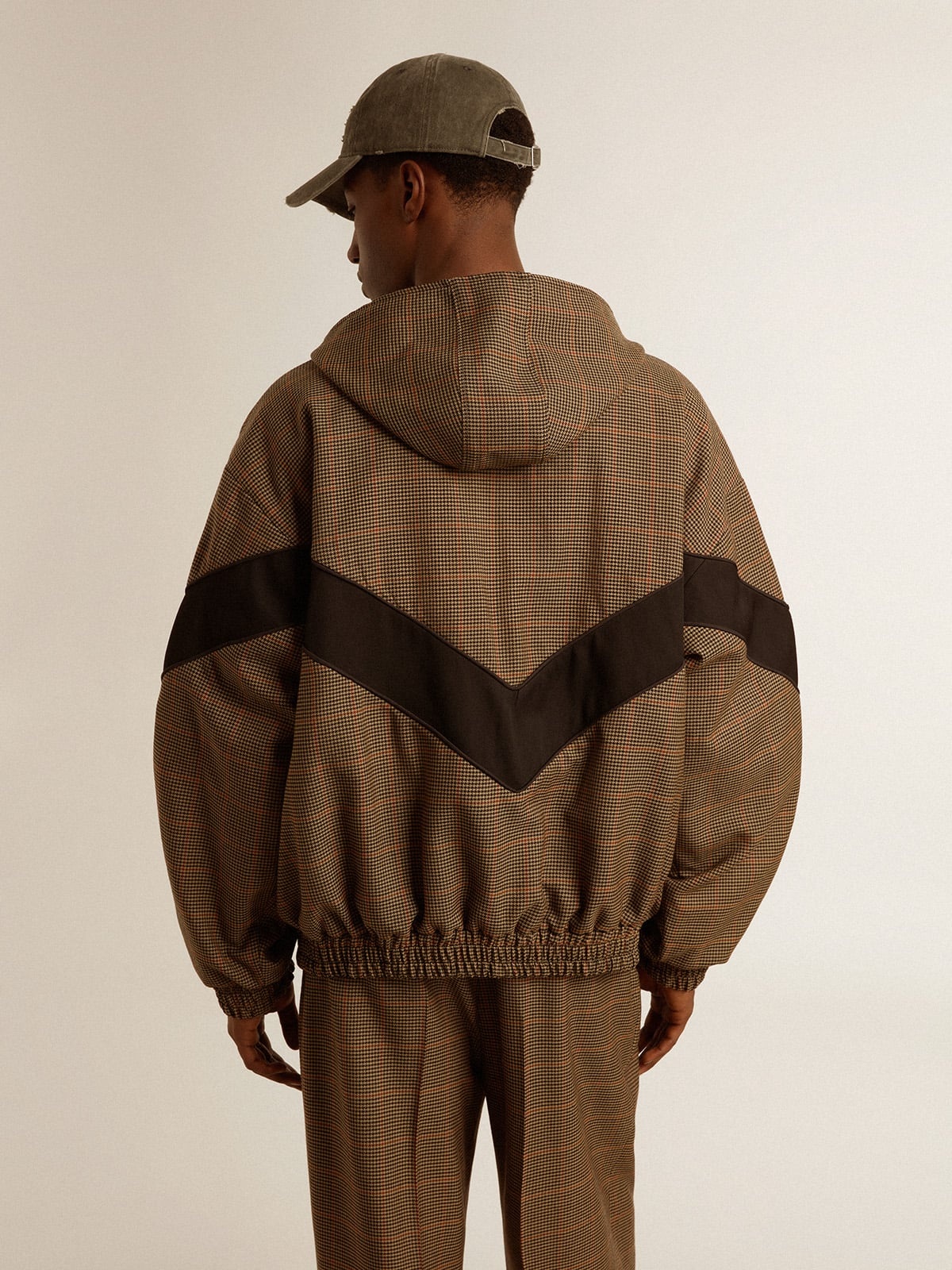 Windcheater in beige and black houndstooth - 5