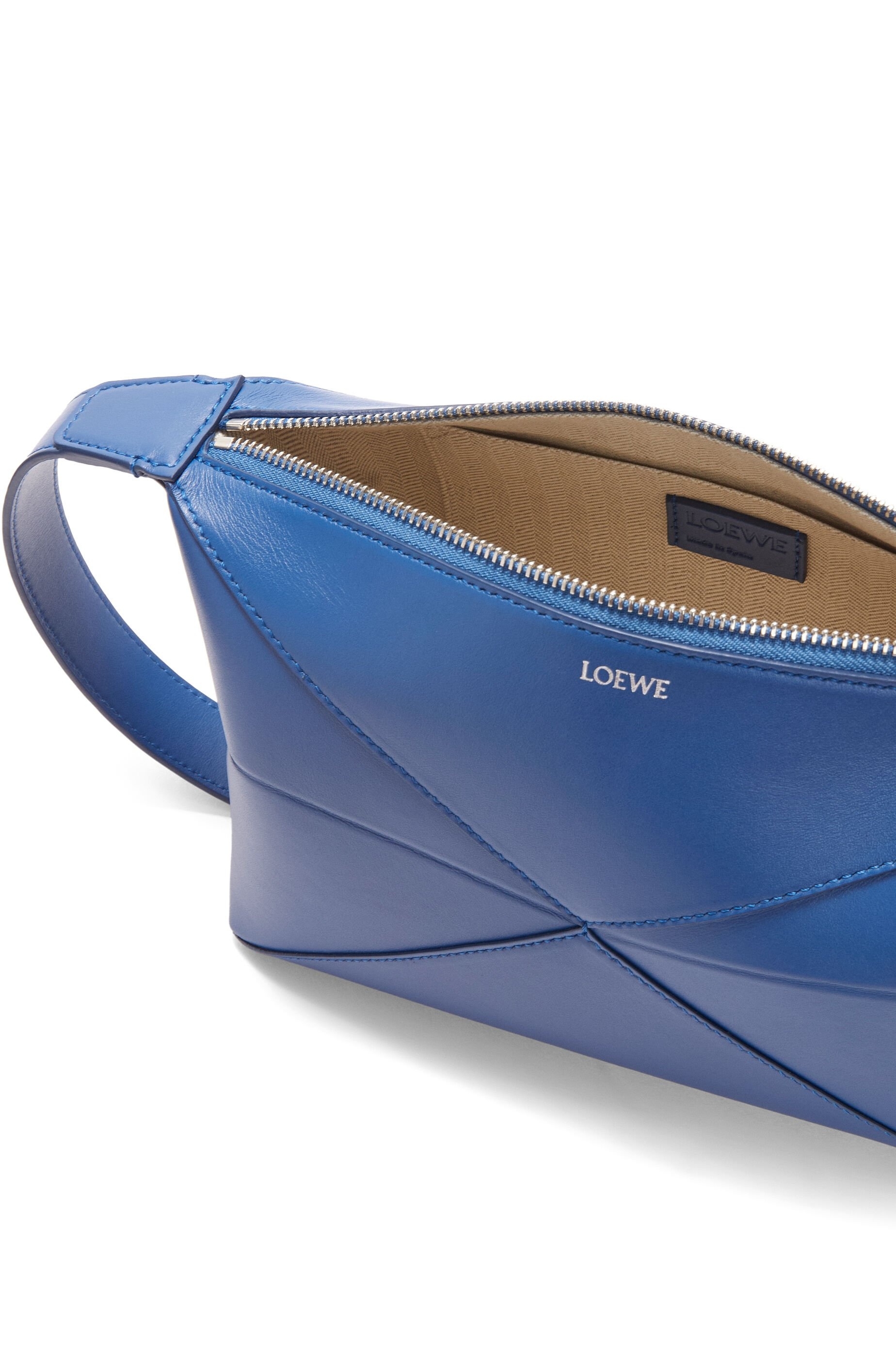 Puzzle Fold wash bag in shiny calfskin - 5