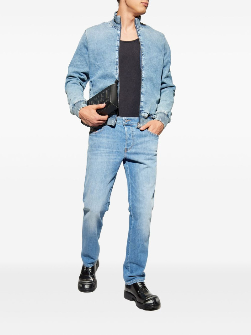 Diesel logo-plaque jeans outlook