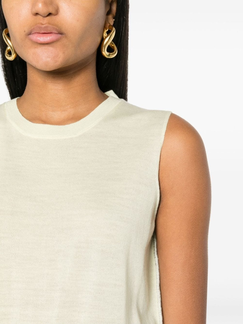 sleeveless knitted top 5