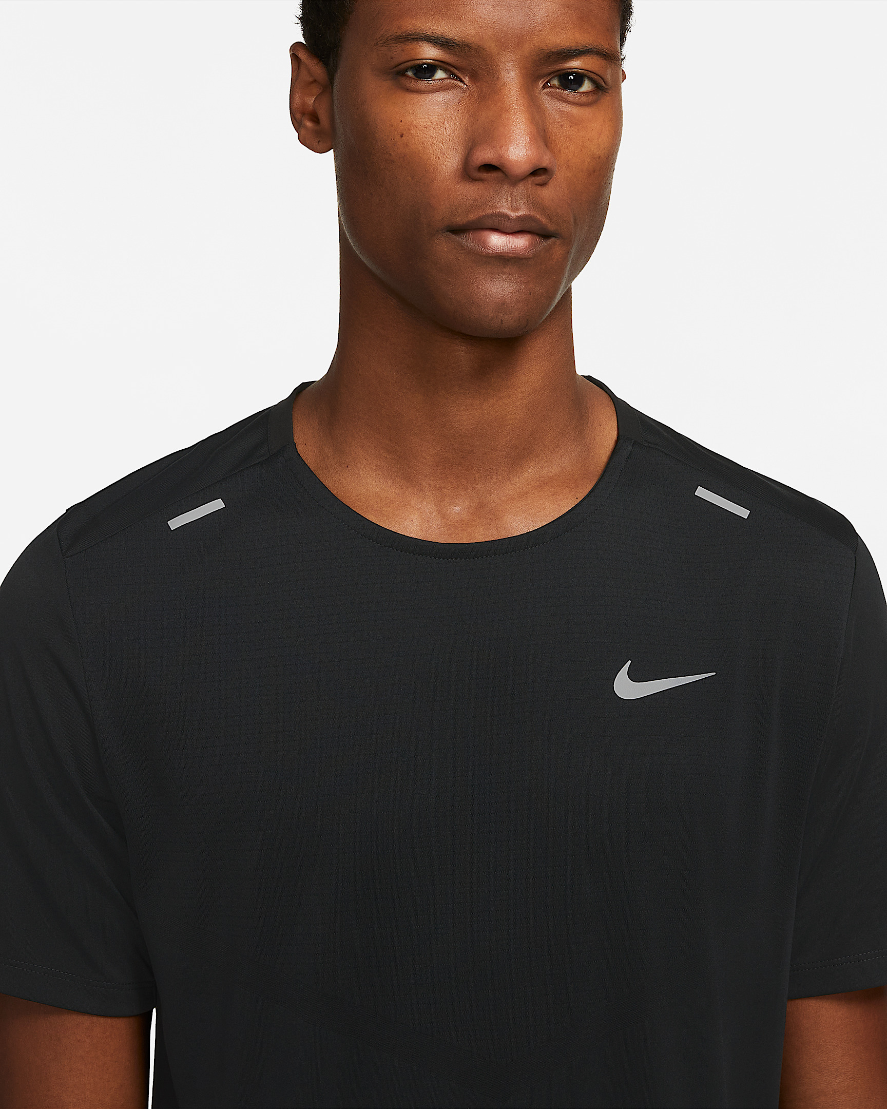 Nike Rise 365 Men's Dri-FIT Short-Sleeve Running Top - 3