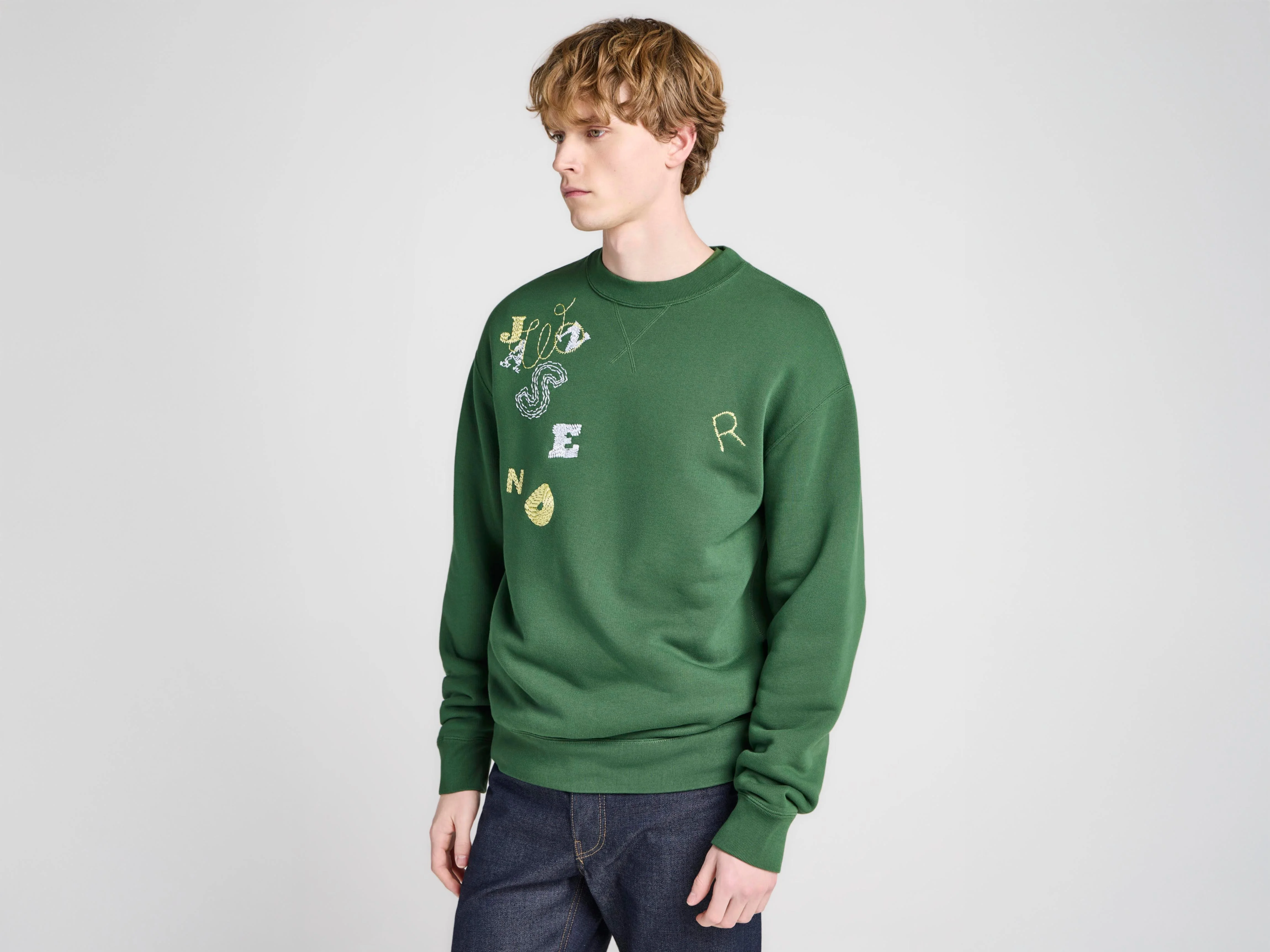 MENS SCATTERED LETTERS SWEATSHIRT IN GREEN - 1