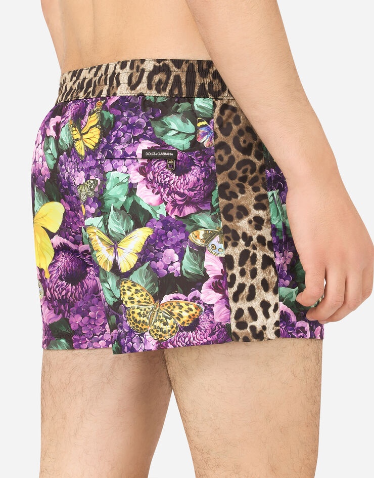 Short swim trunks with butterfly print - 5