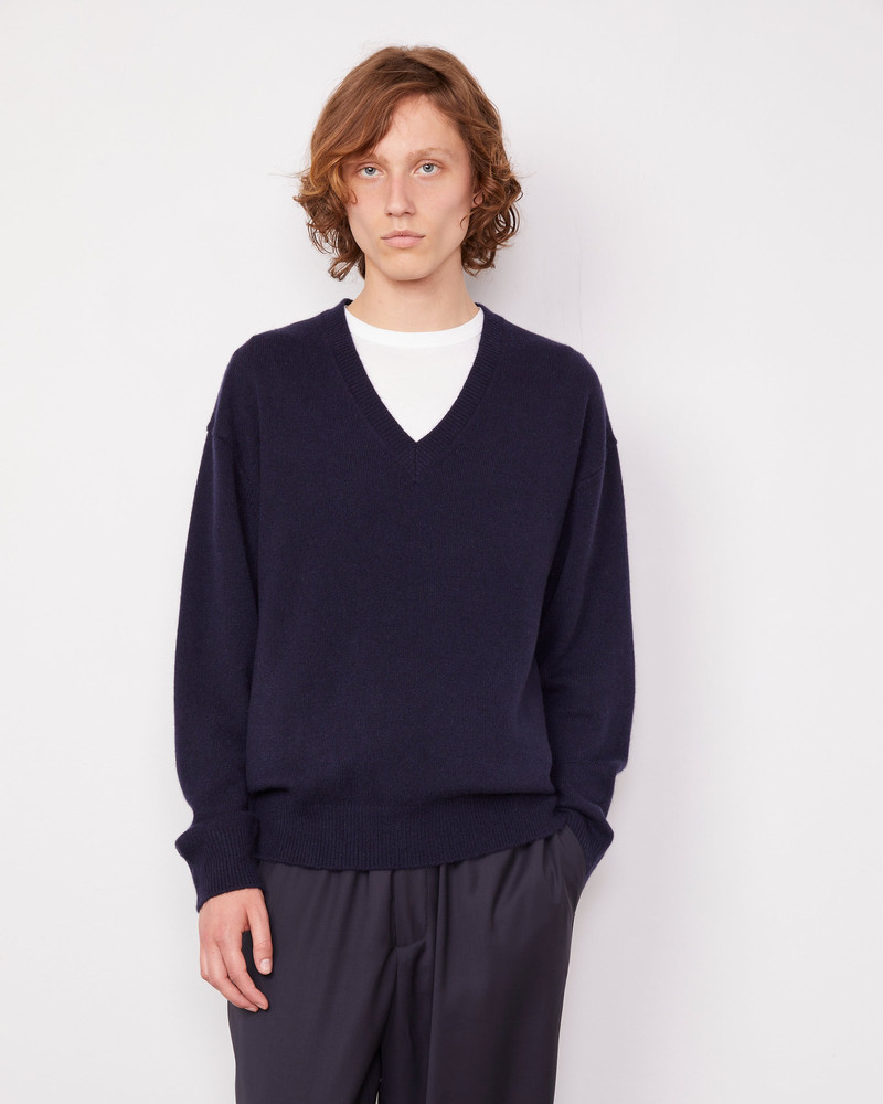 OFFICINE GÉNÉRALE MANU SWEATER outlook