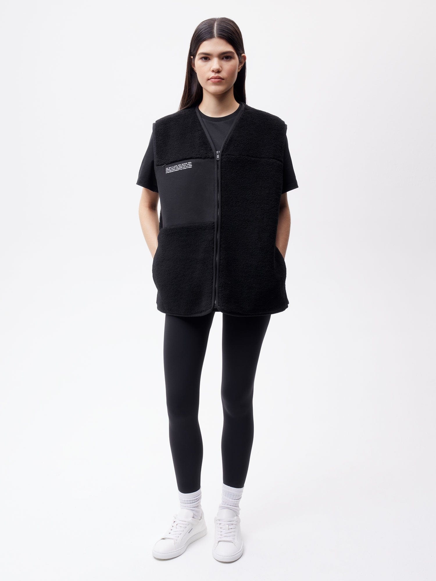 Womens Recycled Wool Fleece Gilet - Black - 4