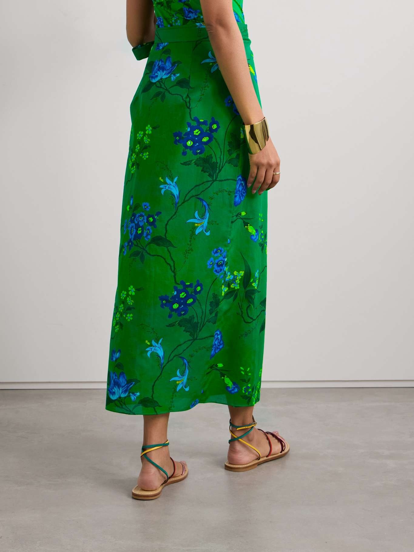 Floral-print cotton and linen-blend midi wrap skirt - 3