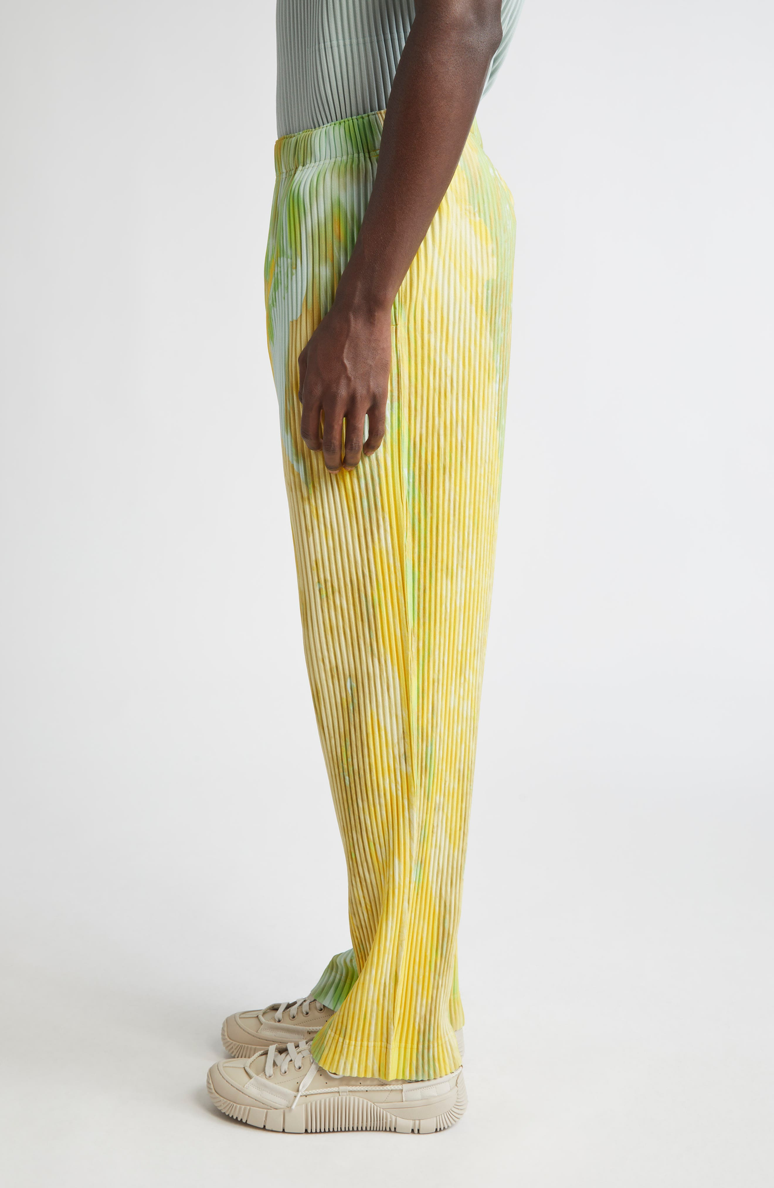 Homme Plissé Issey Miyake Agate Pleated Pants in Yellow at Nordstrom - 5