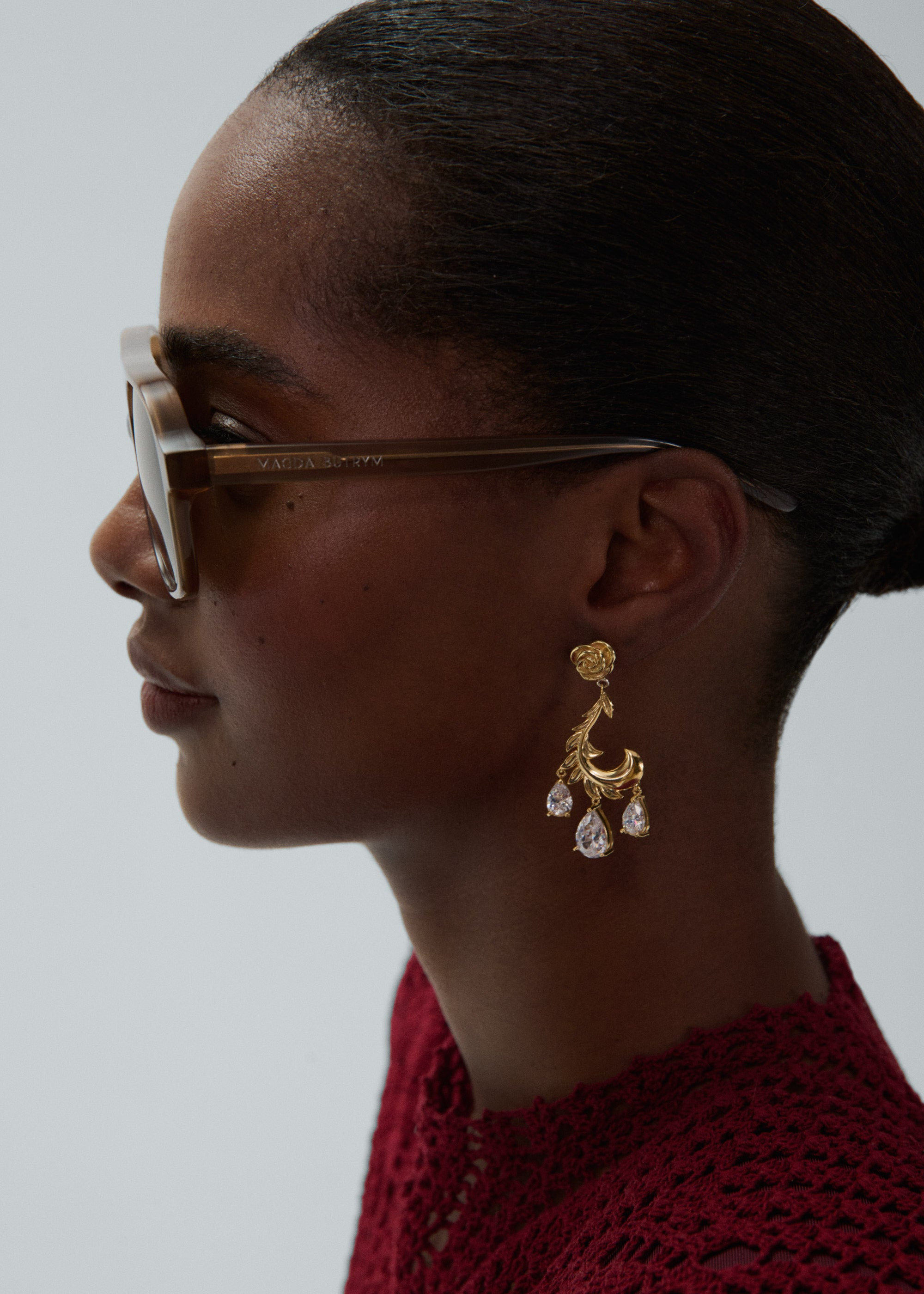 Rosebud drop earrings in gold - 2