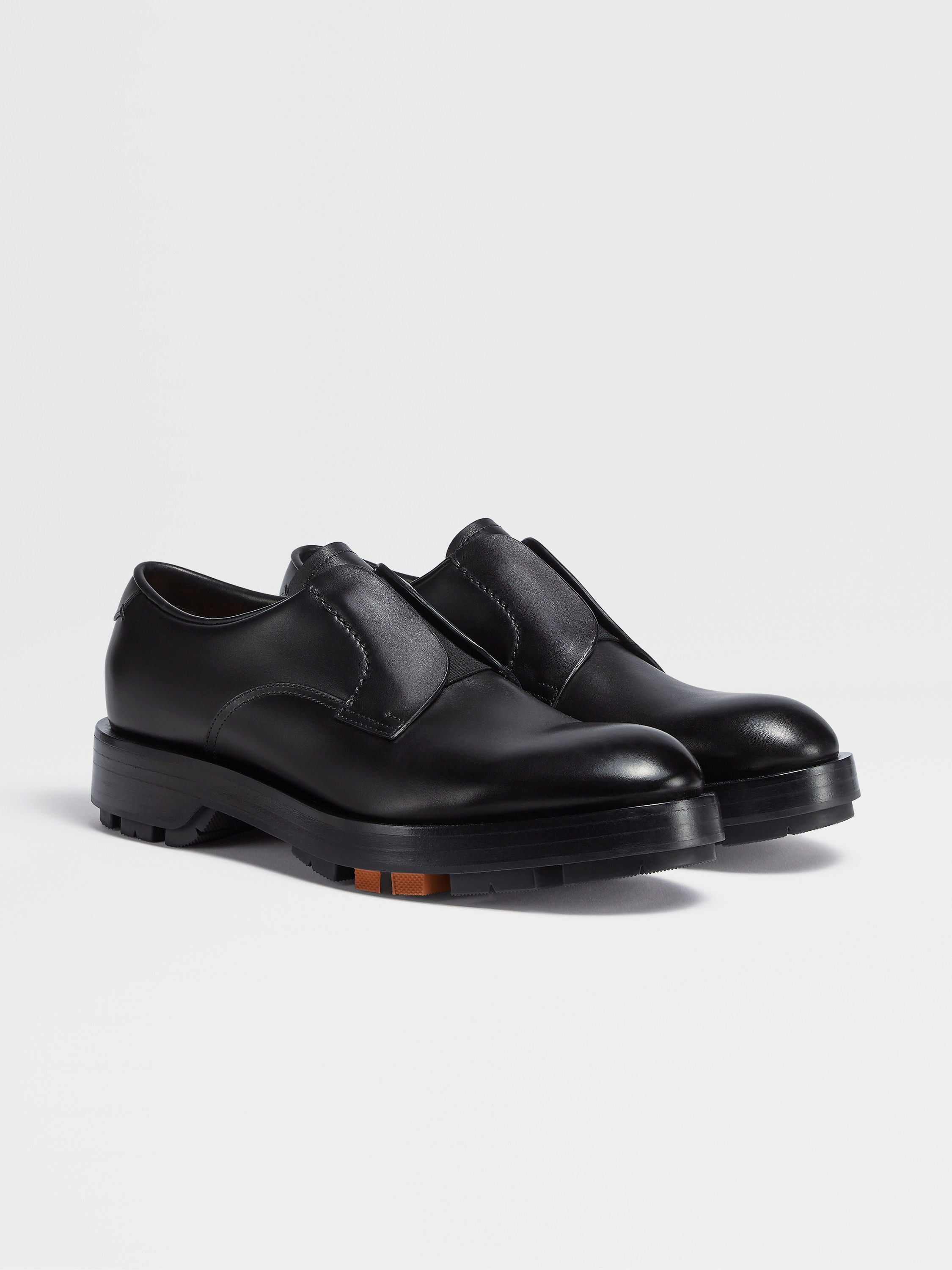 BLACK LEATHER UDINE DERBY SHOES - 3