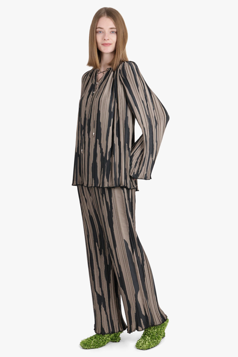 ABSTRACT STRIPE TIE NECK L/S BLOUSE | GREY/BLACK - 3