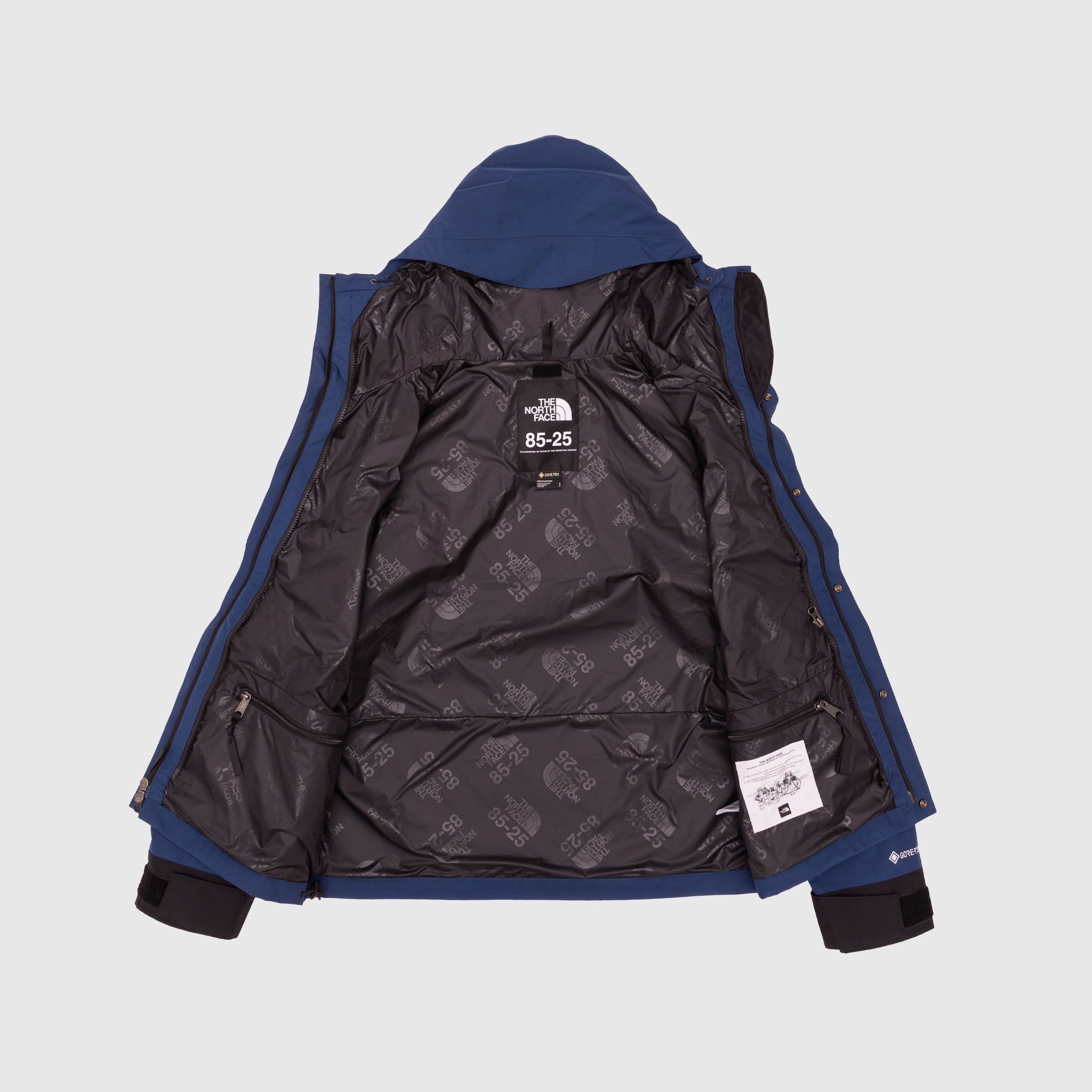 The North Face GORE-TEX Multi-Pocket Jacket Black / Simmit