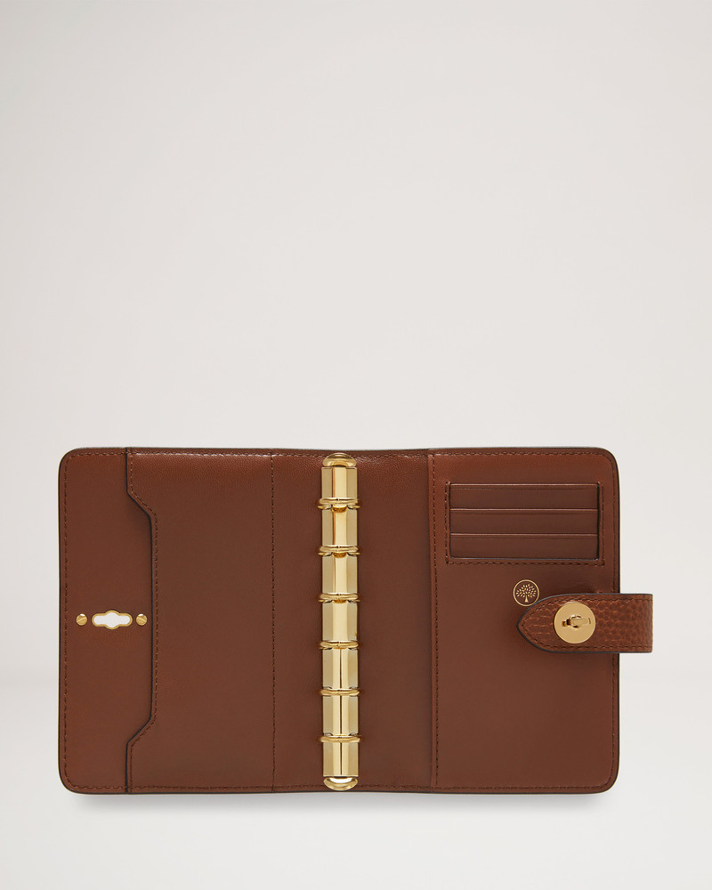 Postman's Lock Pocket Book
Oak Small Classic Grain 3