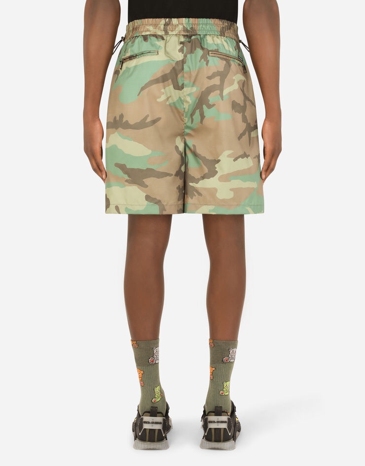 Nylon cargo shorts with camouflage print - 2