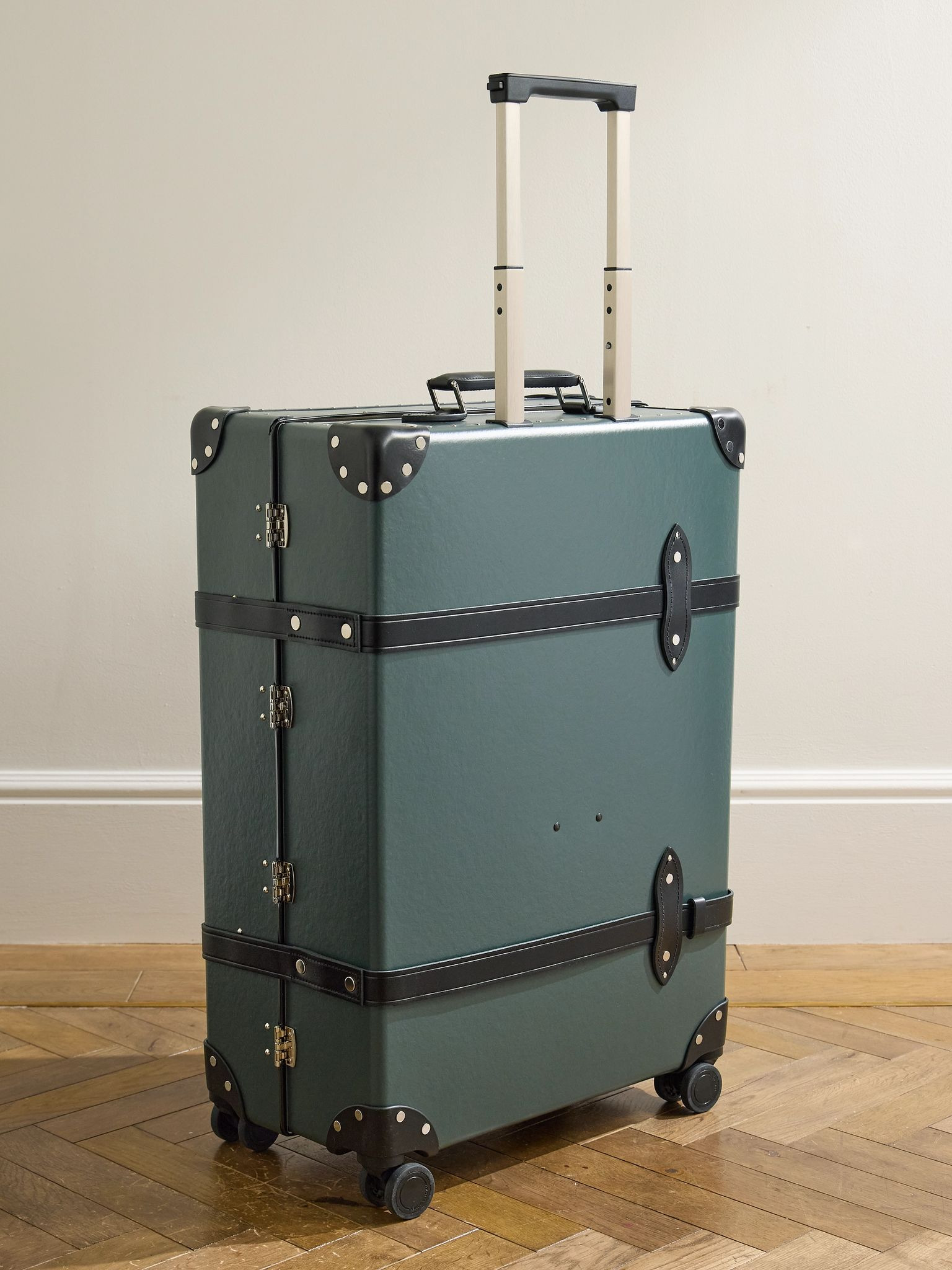 No Time To Die Leather-Trimmed Vulcanised Fibreboard Check-In Suitcase Green - 3
