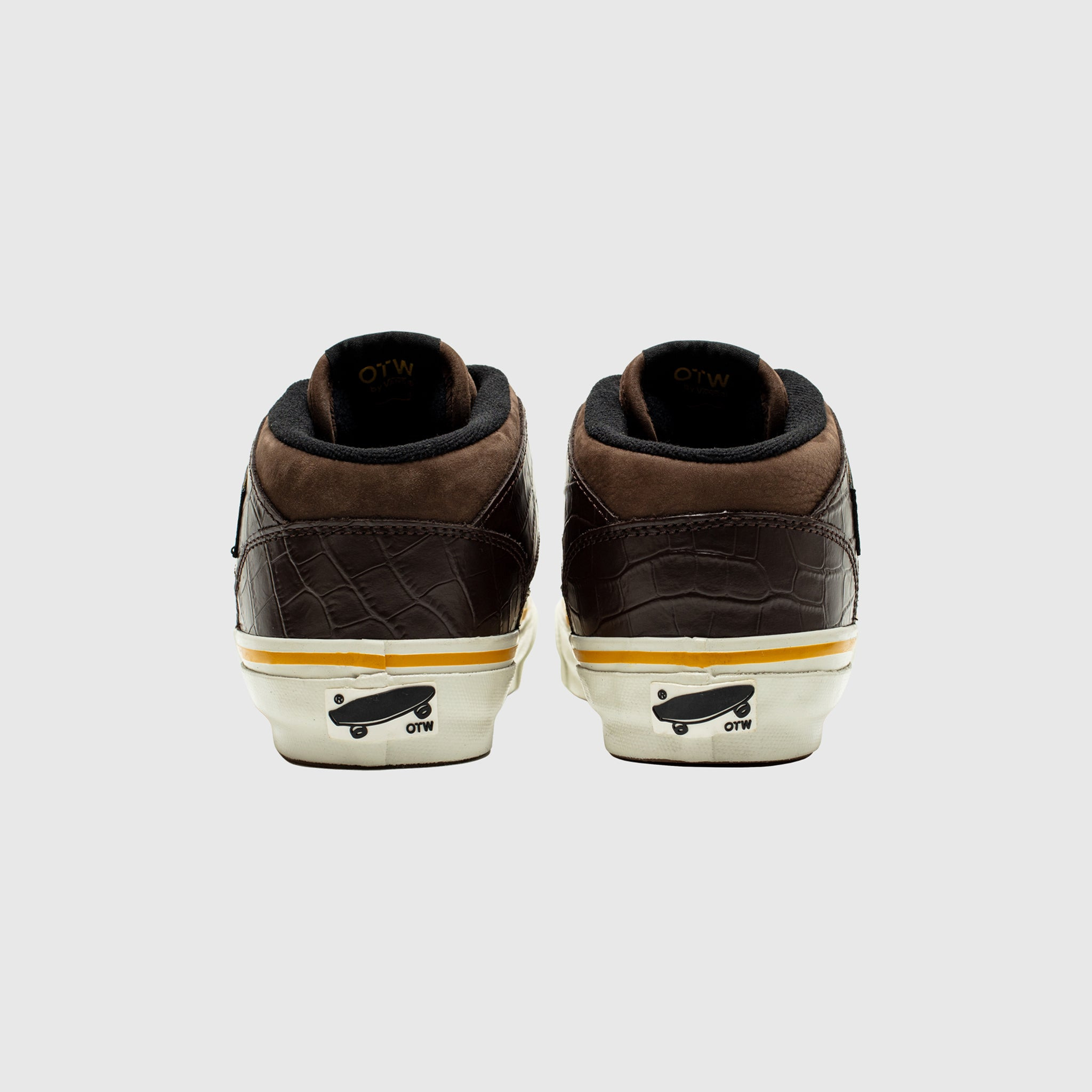OTW HALF CAB 33 VIBRAM "CROC PATENT" - 4