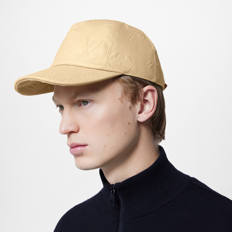 Louis Vuitton Monogram Constellation Cap outlook
