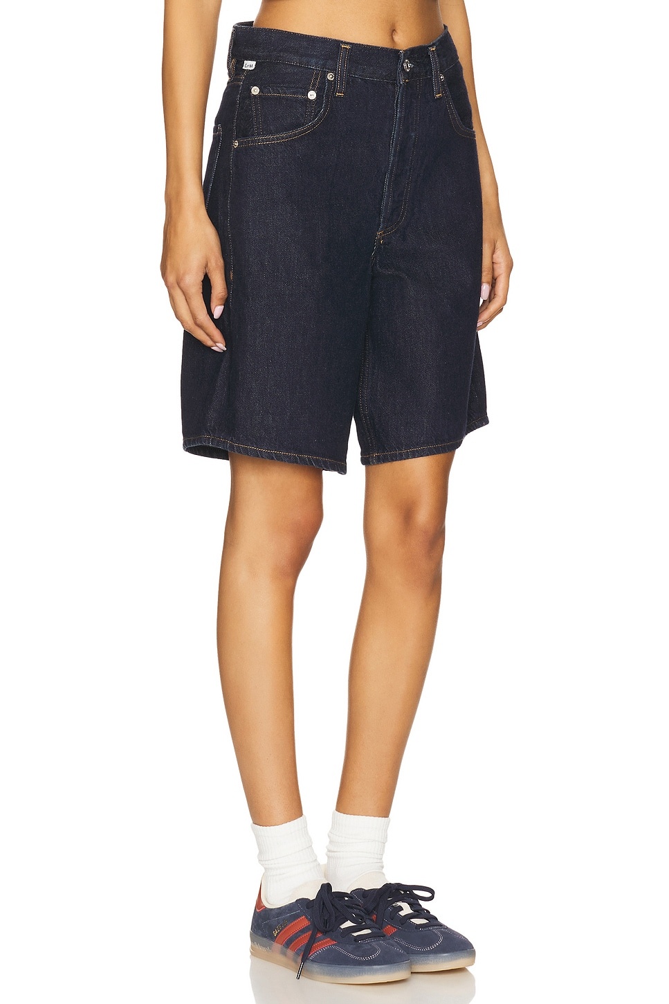 Ayla Short With Clean Hem - 2