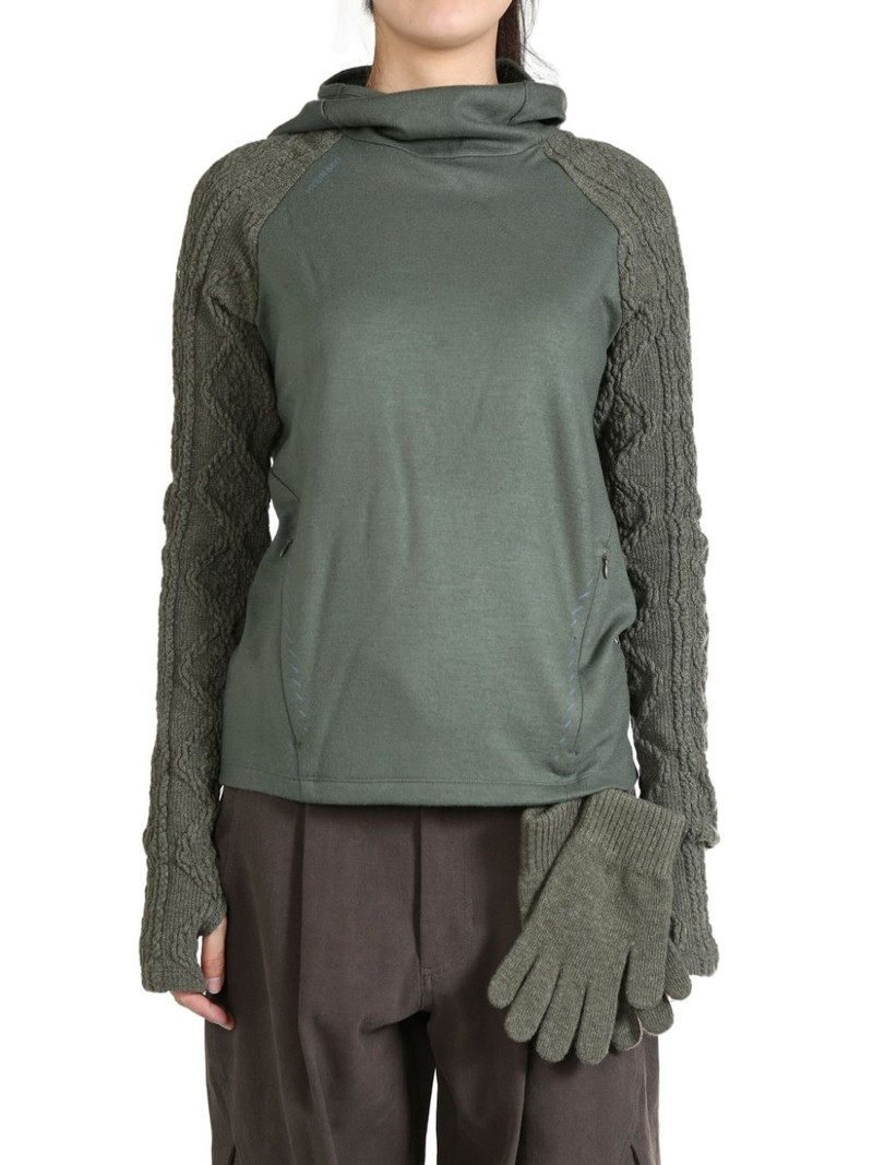 HYEIN SEO gloves-detail hoodie outlook