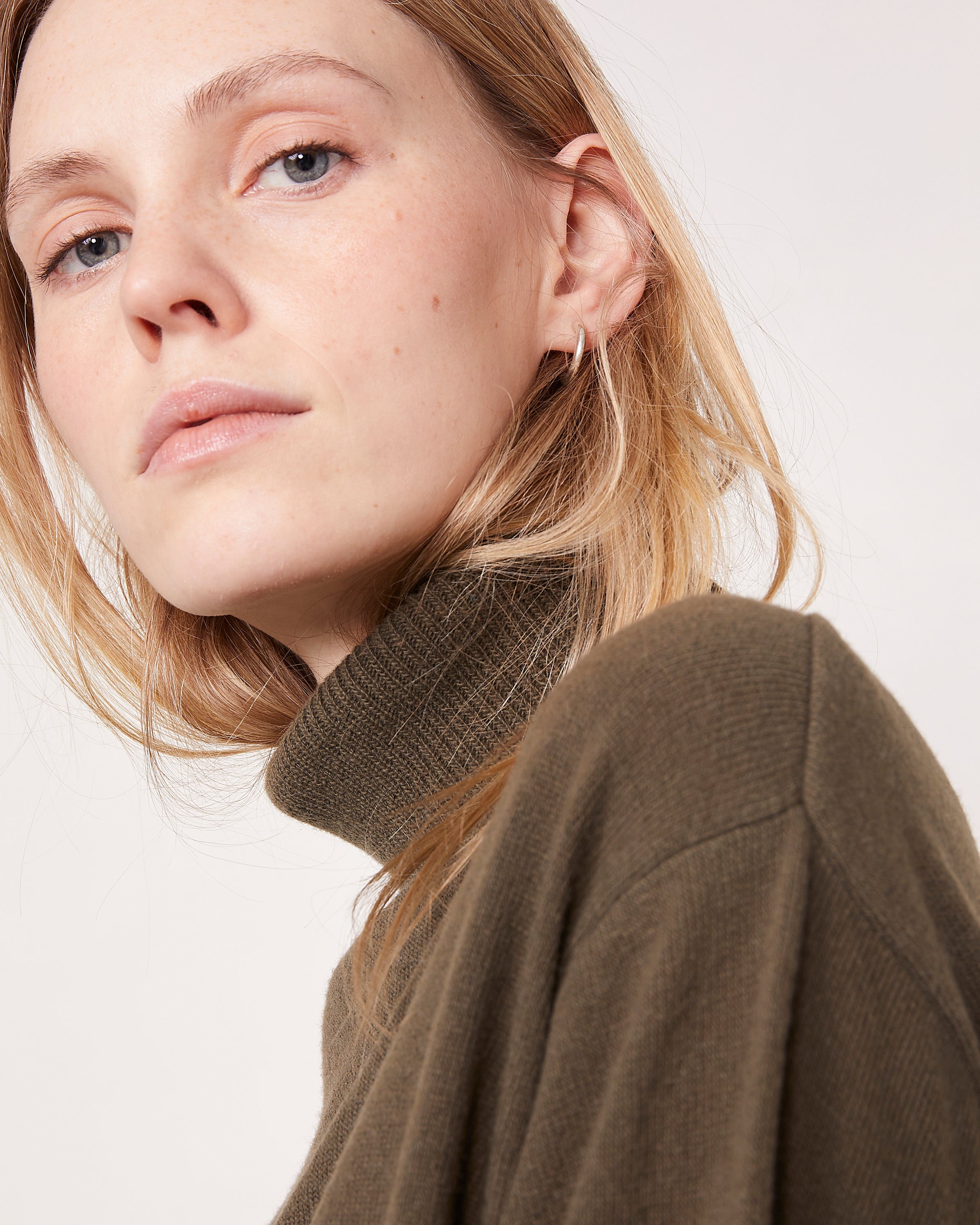 JALILA TURTLENECK - 4