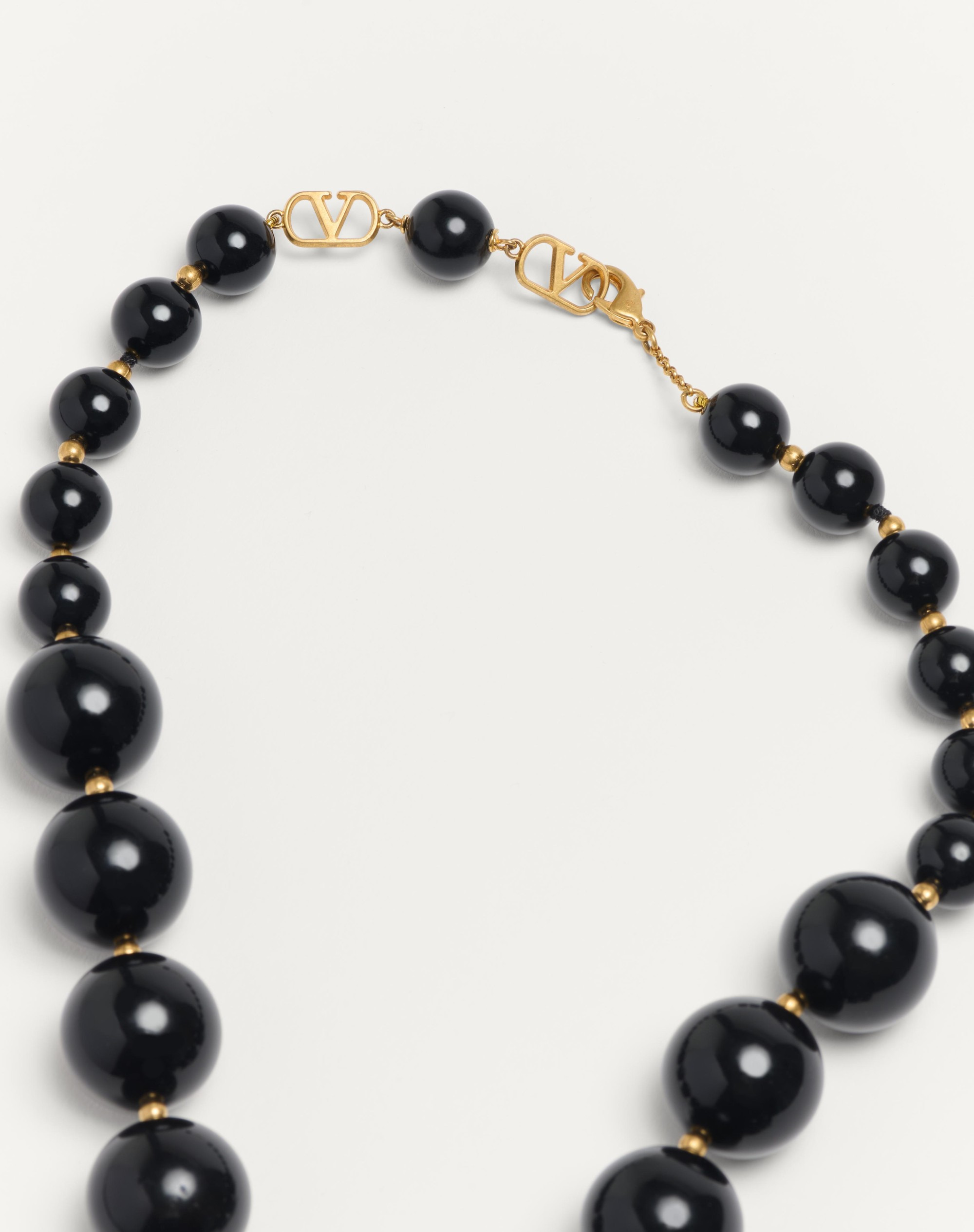 VALENTINO GARAVANI COEUR ROYAL NECKLACE IN METAL, RESIN, ENAMEL AND SWAROVSKI® CRYSTALS - 4