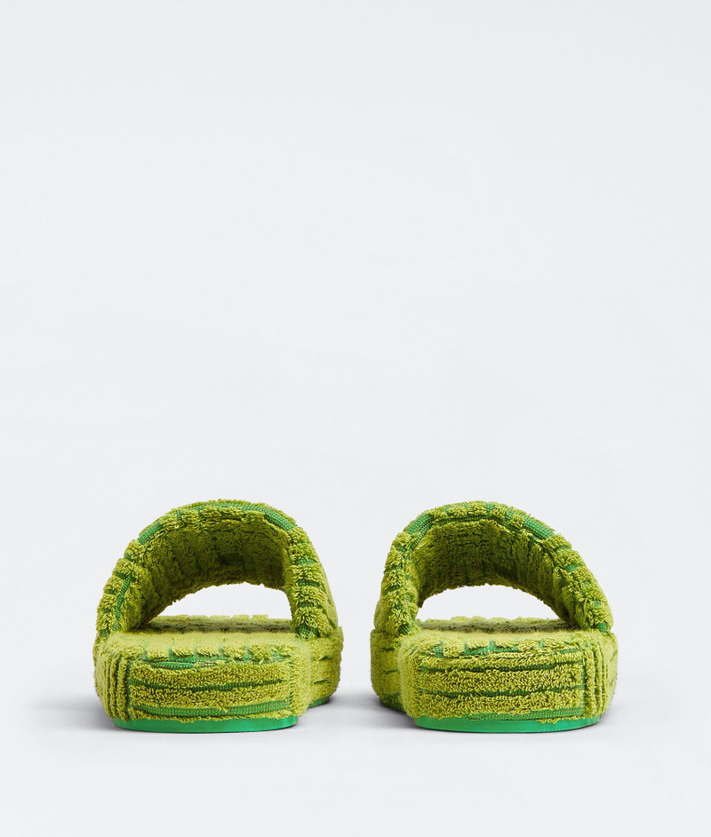 Bottega Veneta resort sponge outlook