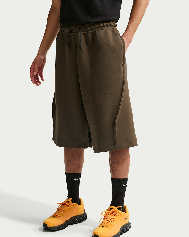 Nike Nike Tech Men's Fleece Oversized Fit Shorts outlook