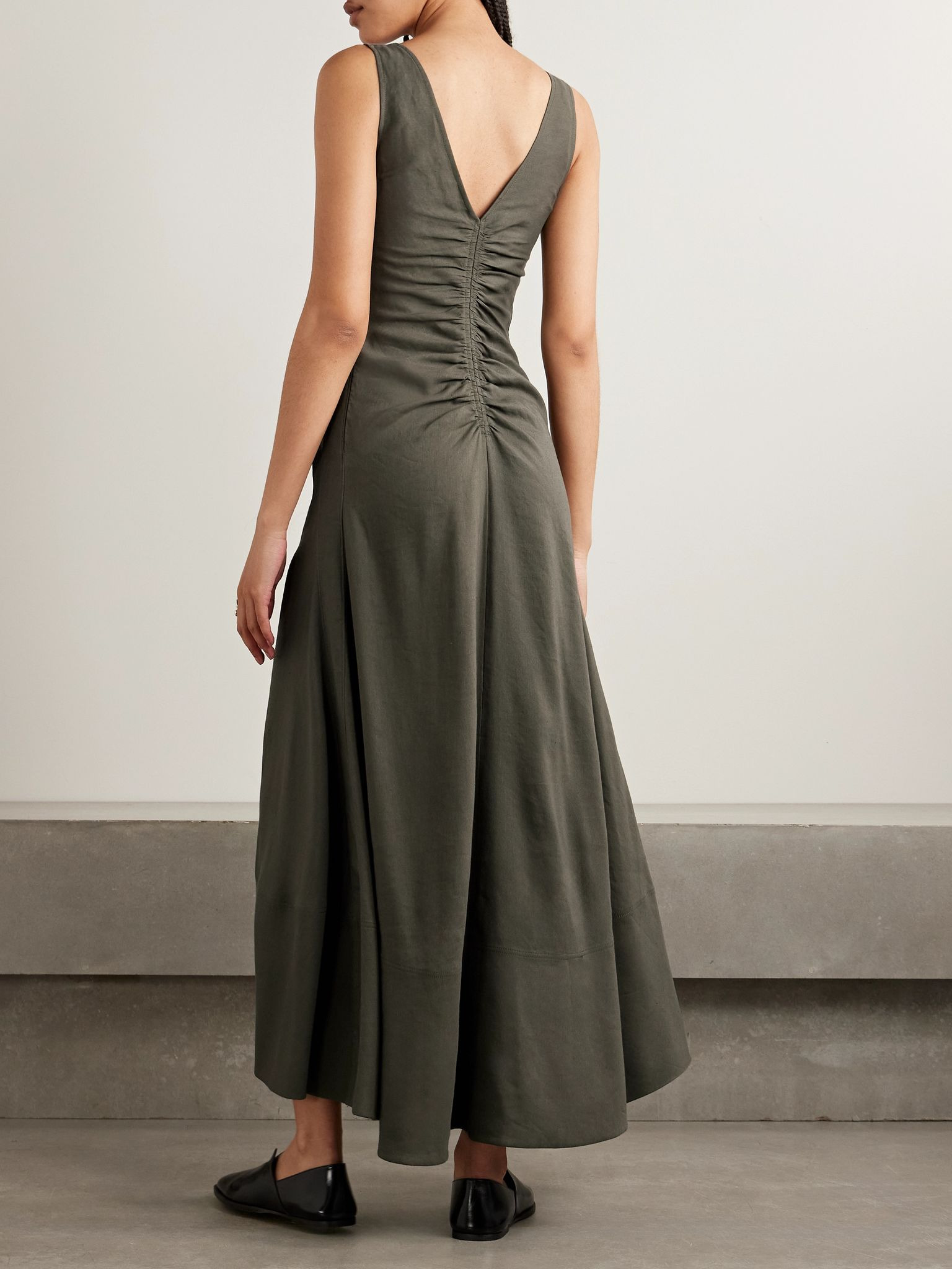 Remi ruched organic linen-blend twill maxi dress Green - 3