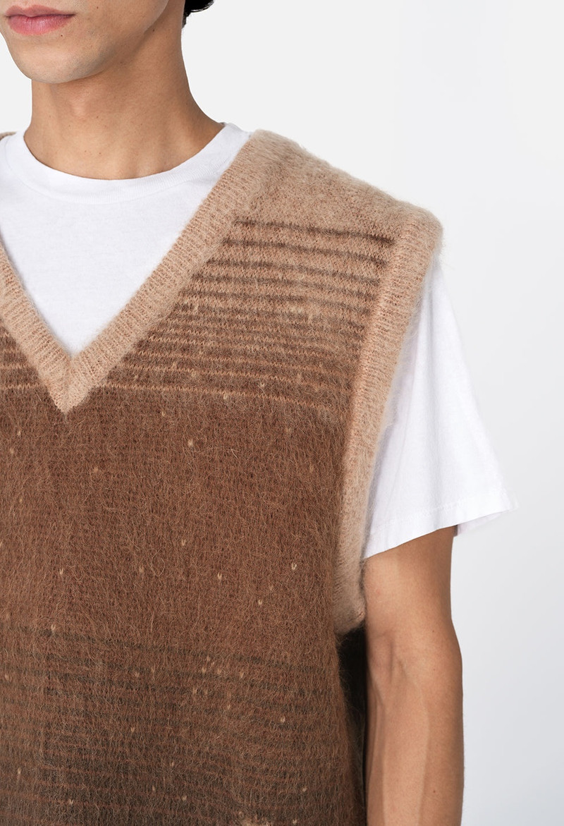 GRADIENT MOHAIR VEST 6