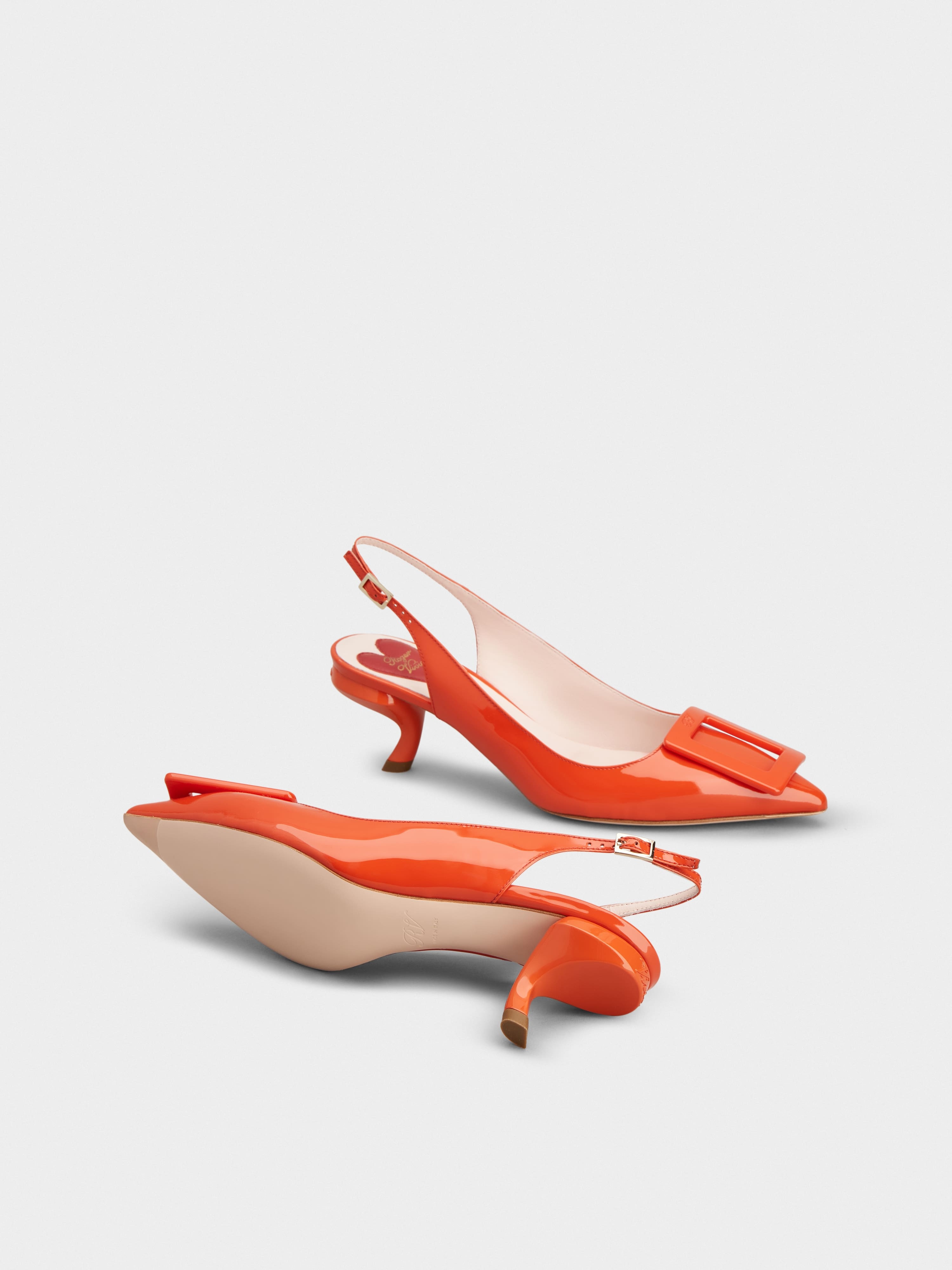 Virgule Lacquered Buckle Slingback Pumps in Patent Leather - 6