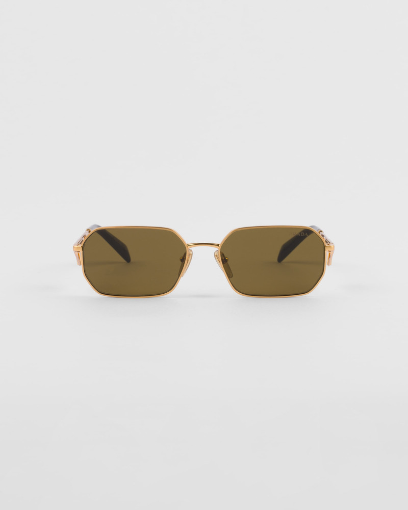 Sunglasses with triangle logo 1