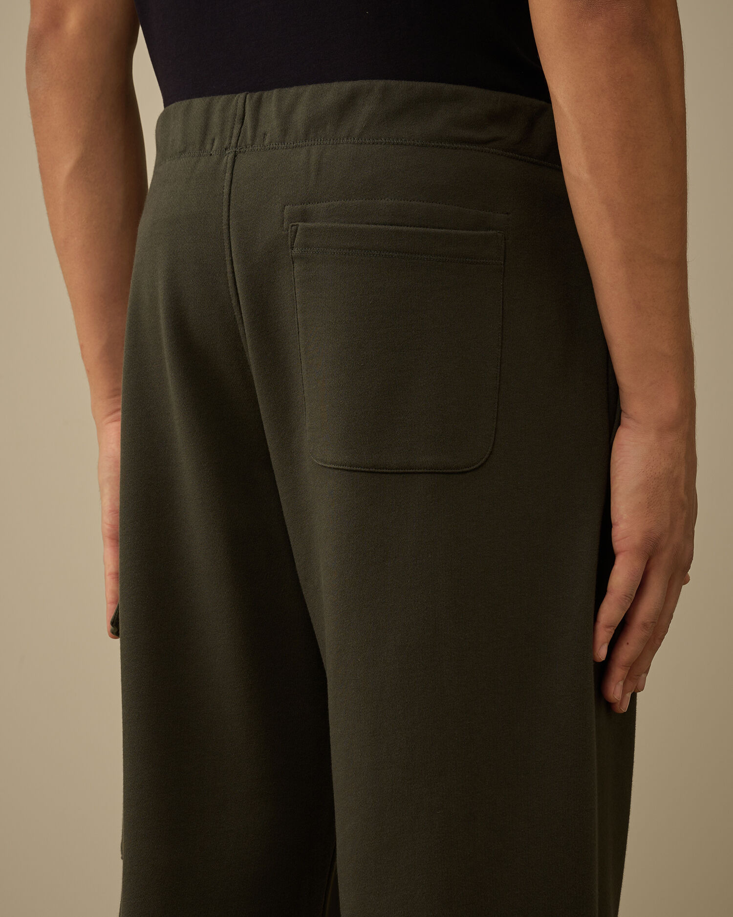 Diagonal Raised Fleece Cargo Lens Sweatpants - 6