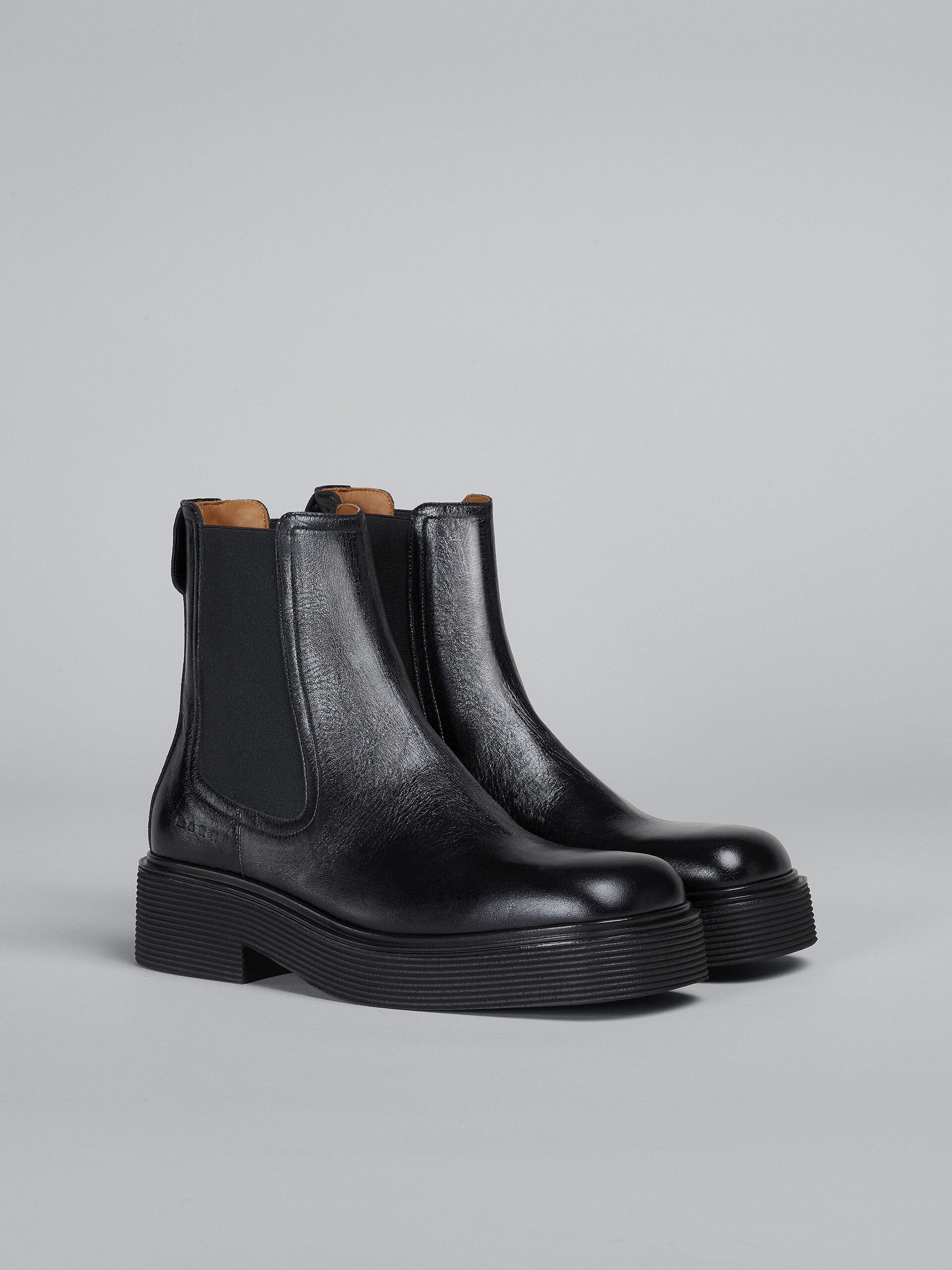 SHINY LEATHER CHELSEA BOOT - 2